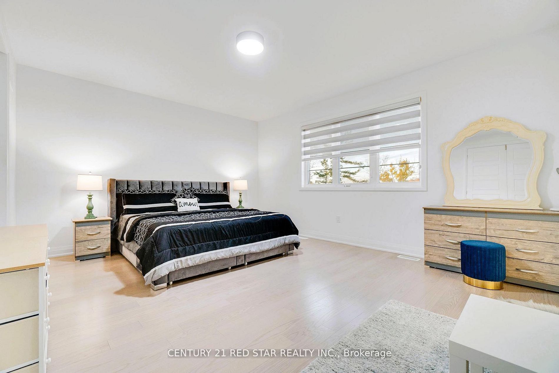 3251 Harasym Trail Property Photo 20