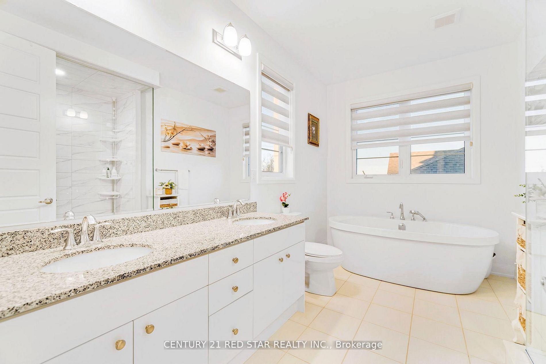 3251 Harasym Trail Property Photo 22