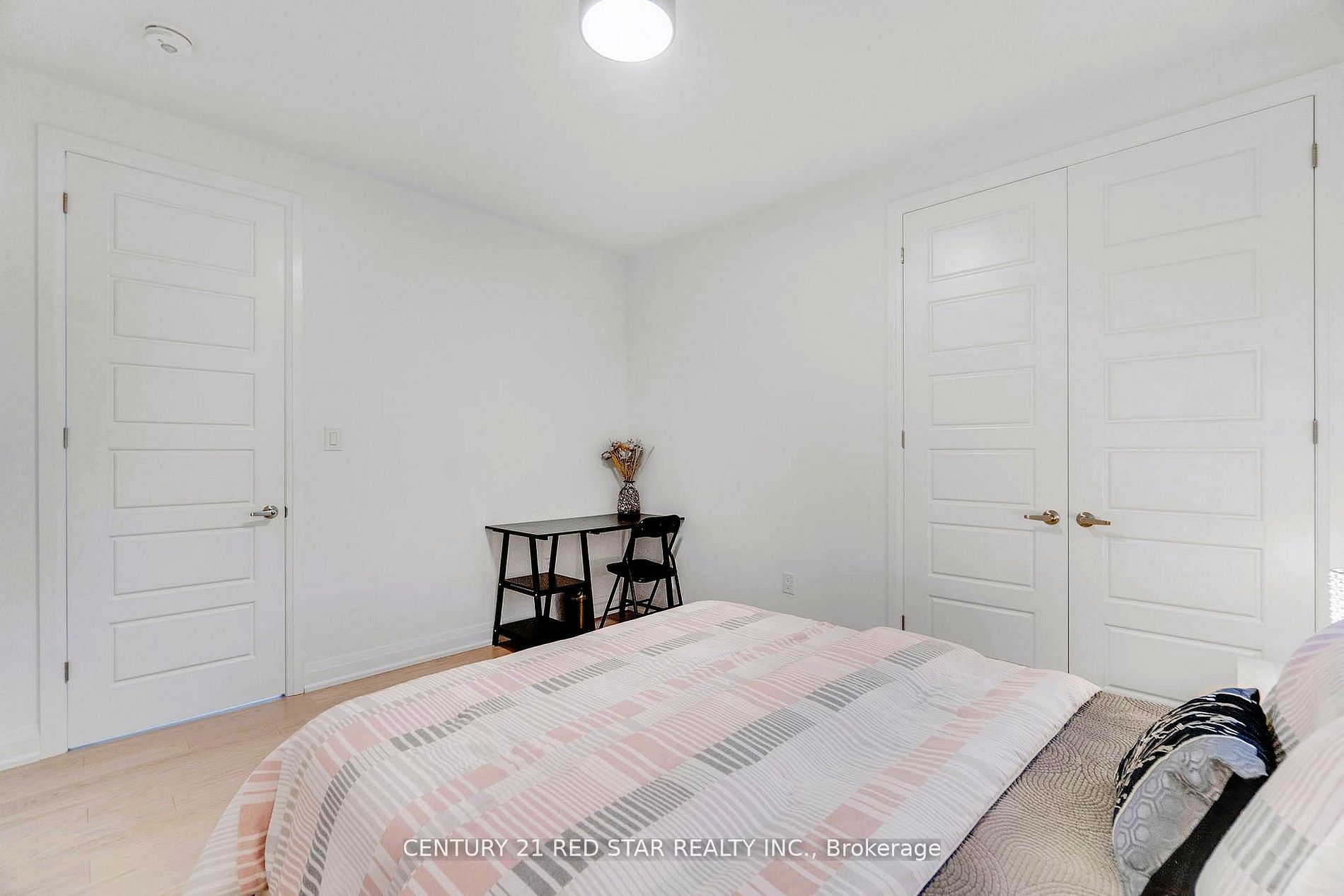 3251 Harasym Trail Property Photo 32