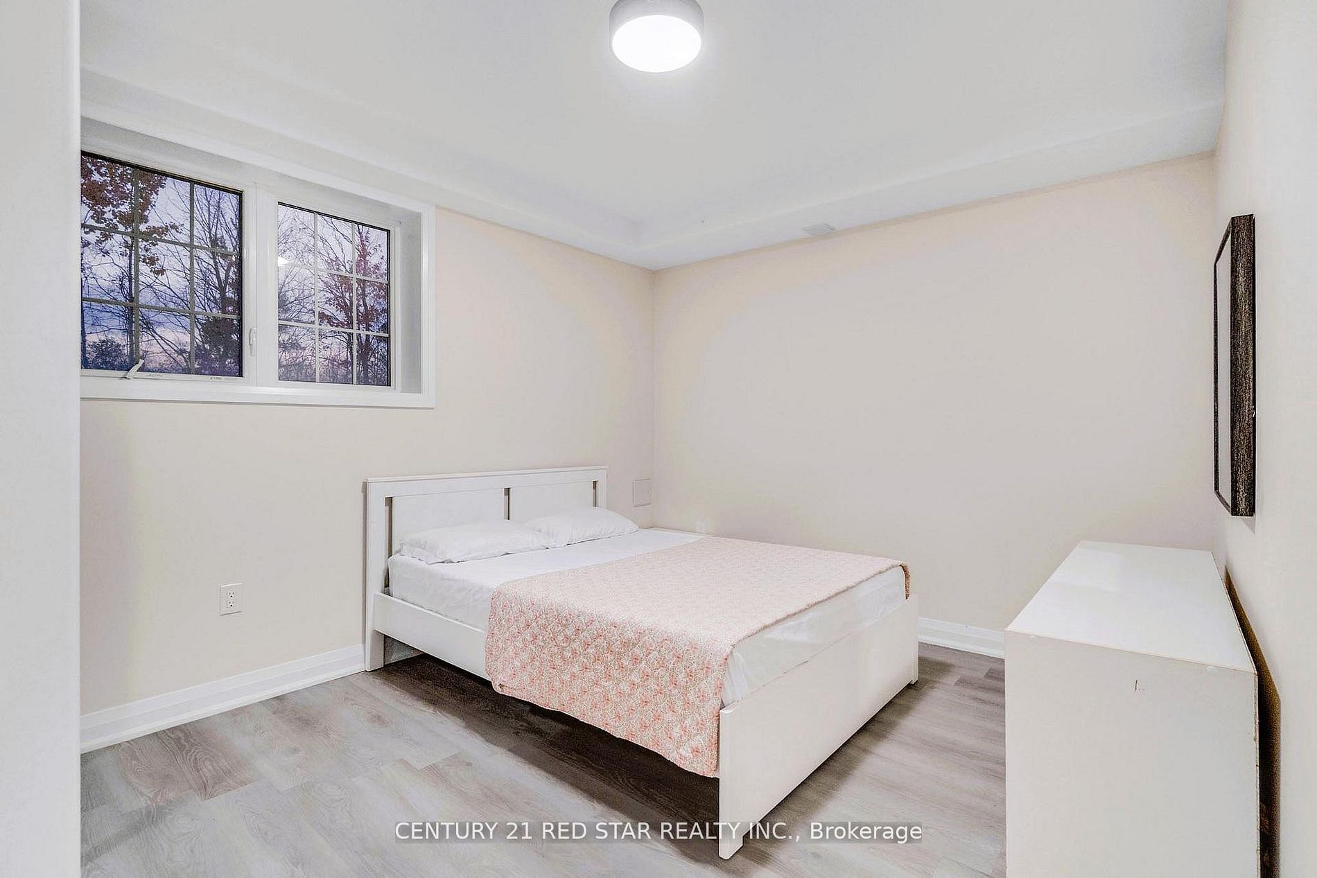 3251 Harasym Trail Property Photo 43