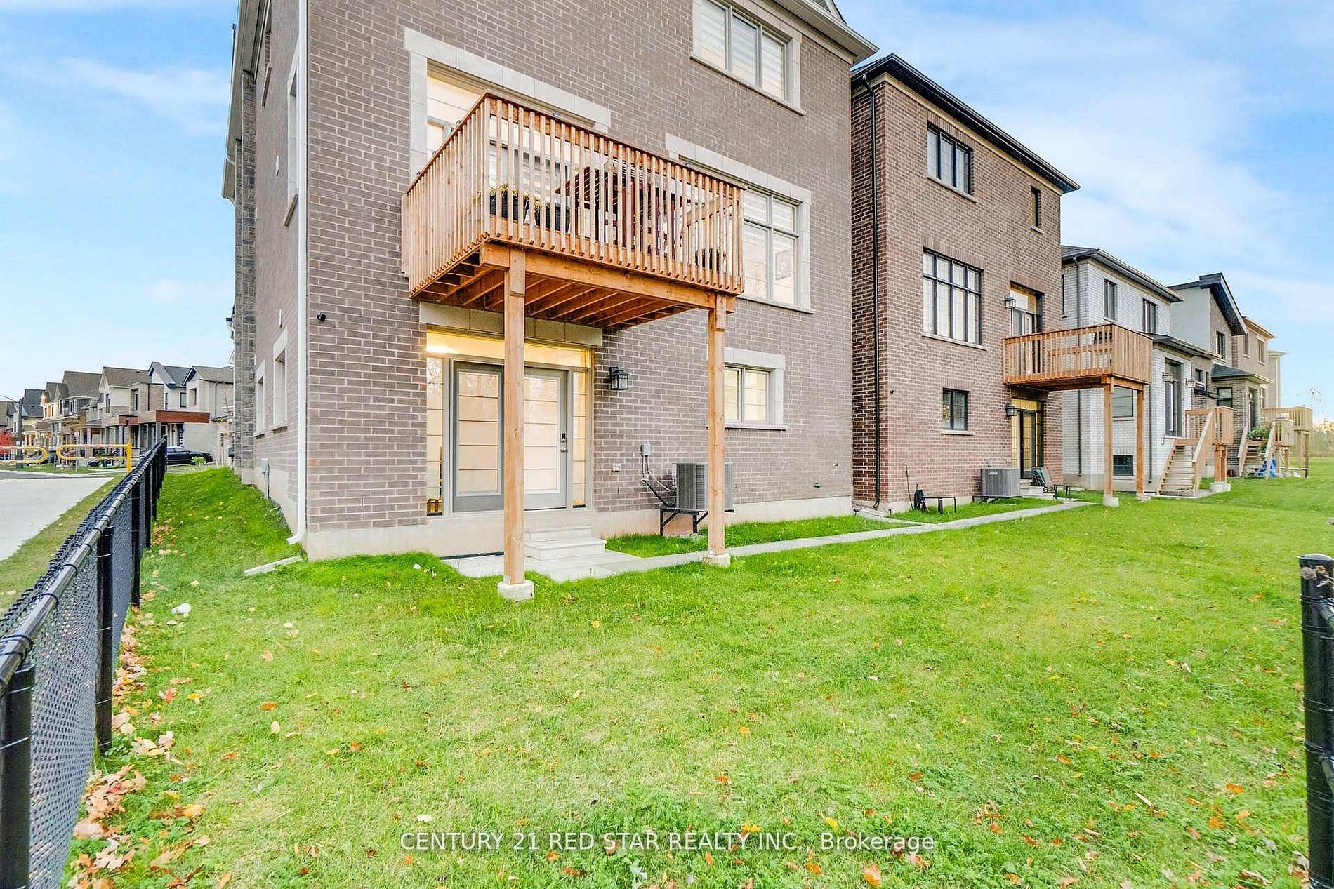 3251 Harasym Trail Property Photo 45
