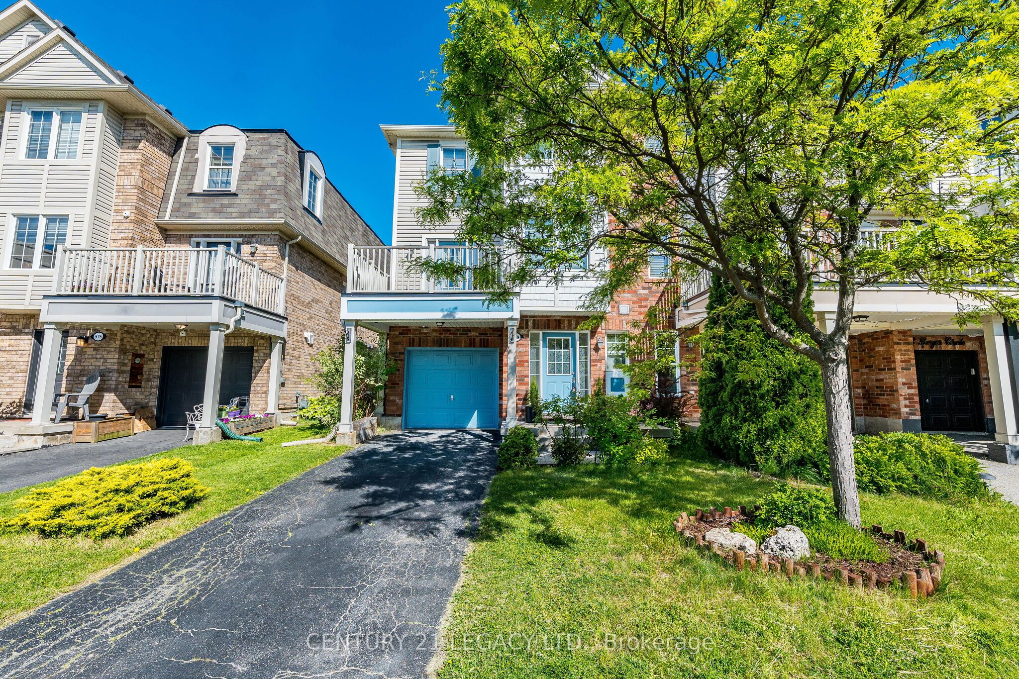 579 Speyer Circle N Property Photo 1