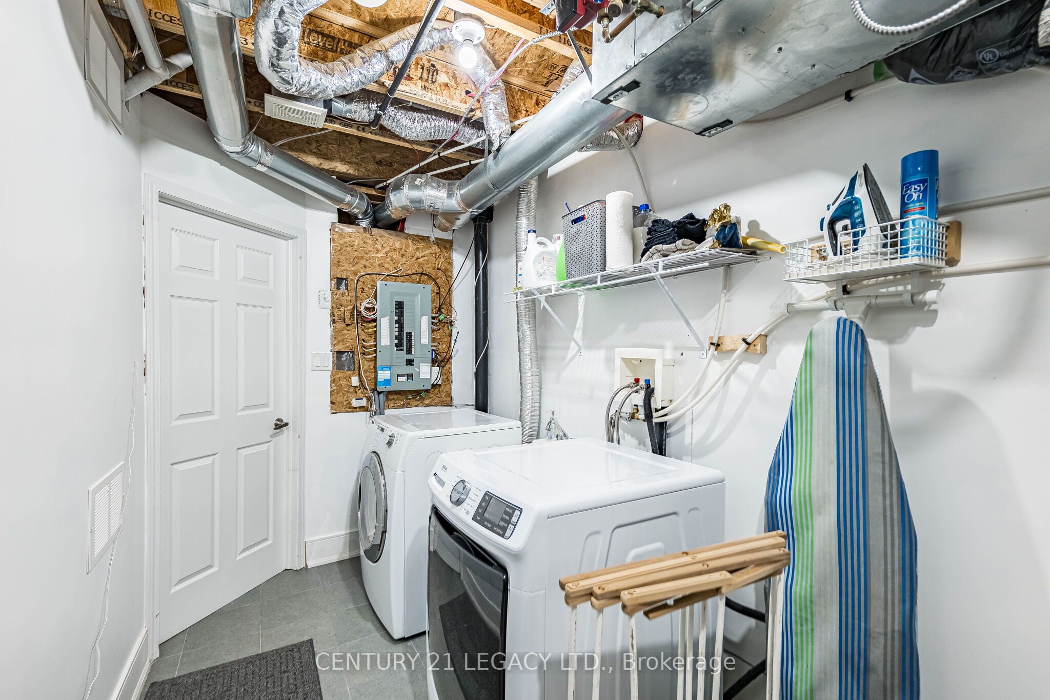 579 Speyer Circle N Property Photo 48