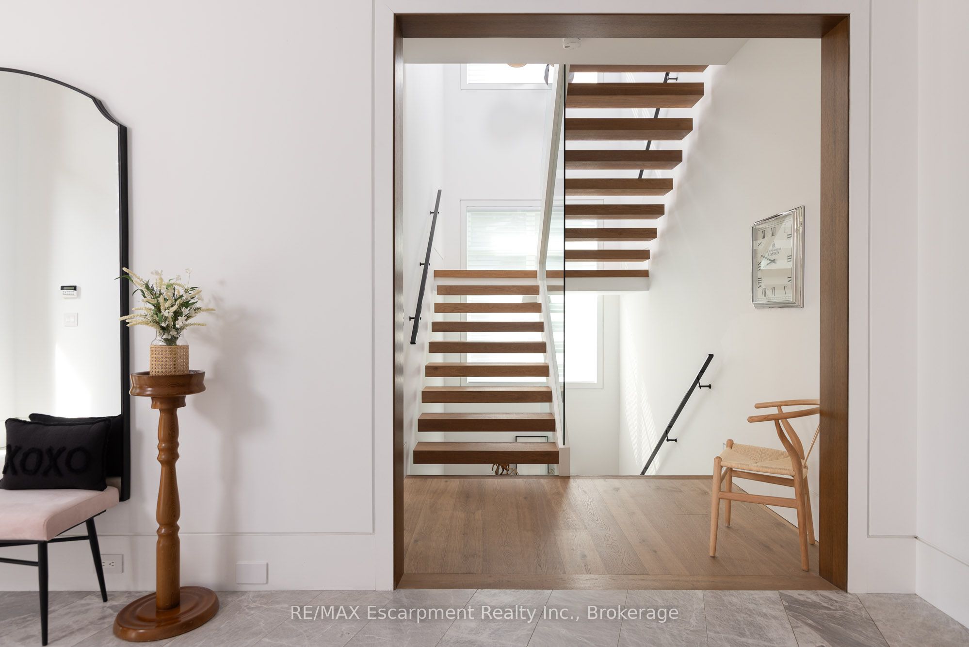 129 Wolfdale Avenue Property Photo 16
