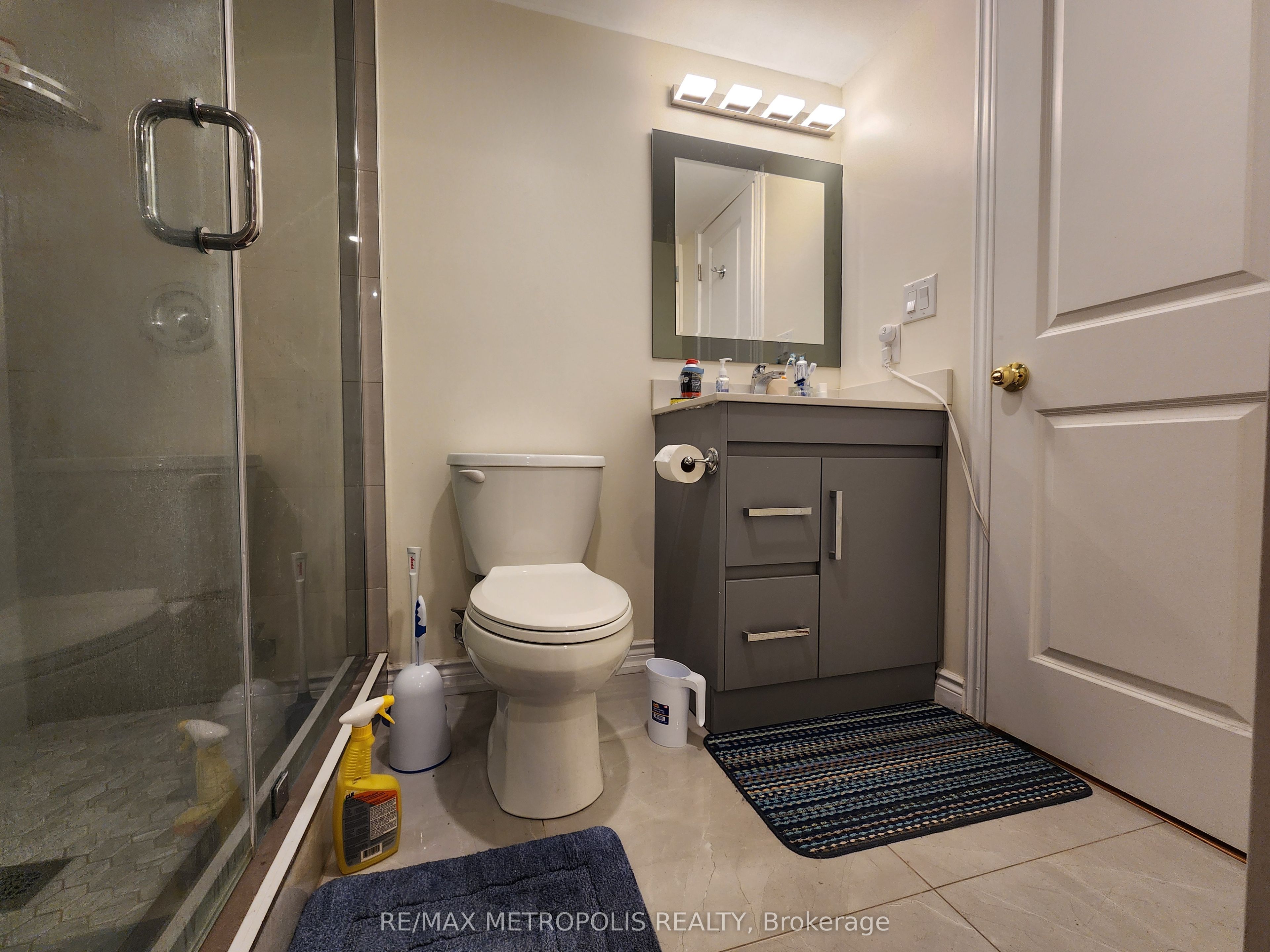 3986 Passway Road Basement Unit Property Photo 8