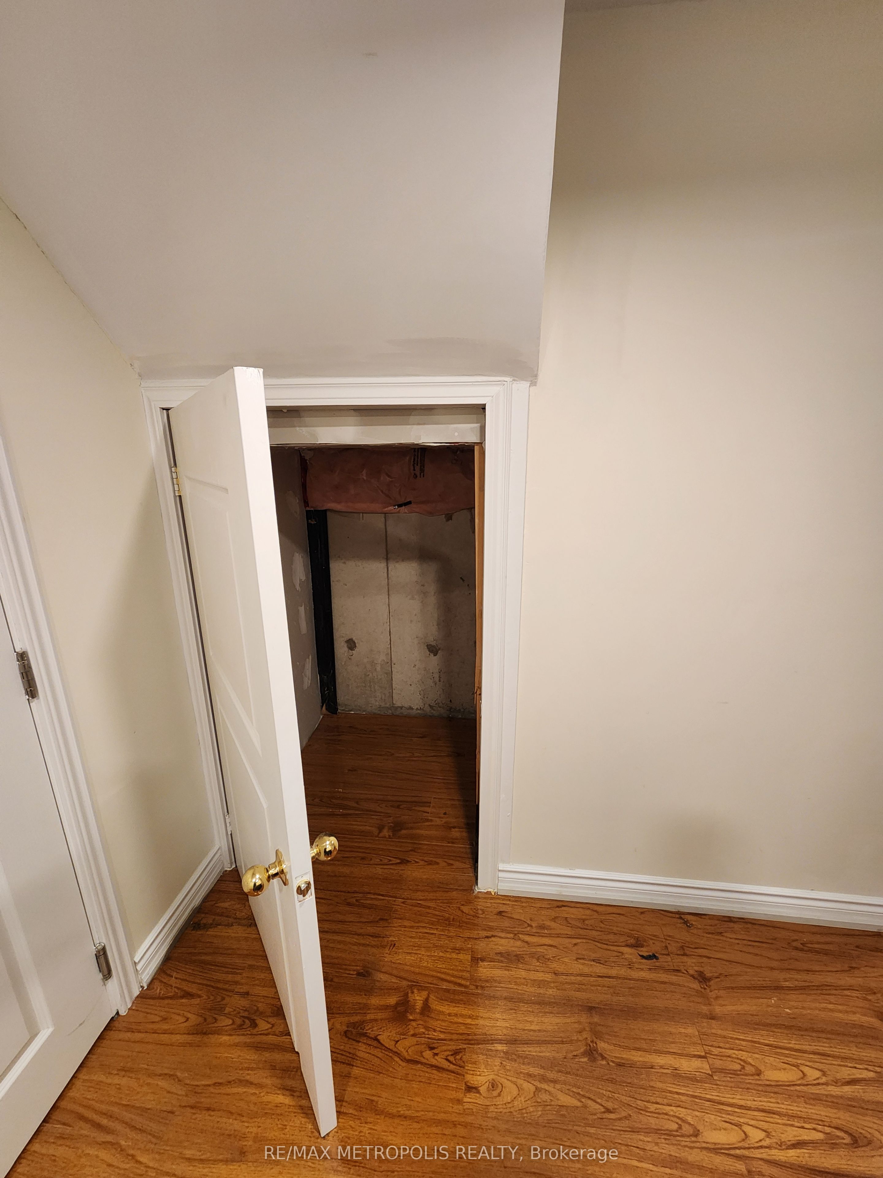 3986 Passway Road Basement Unit Property Photo 13
