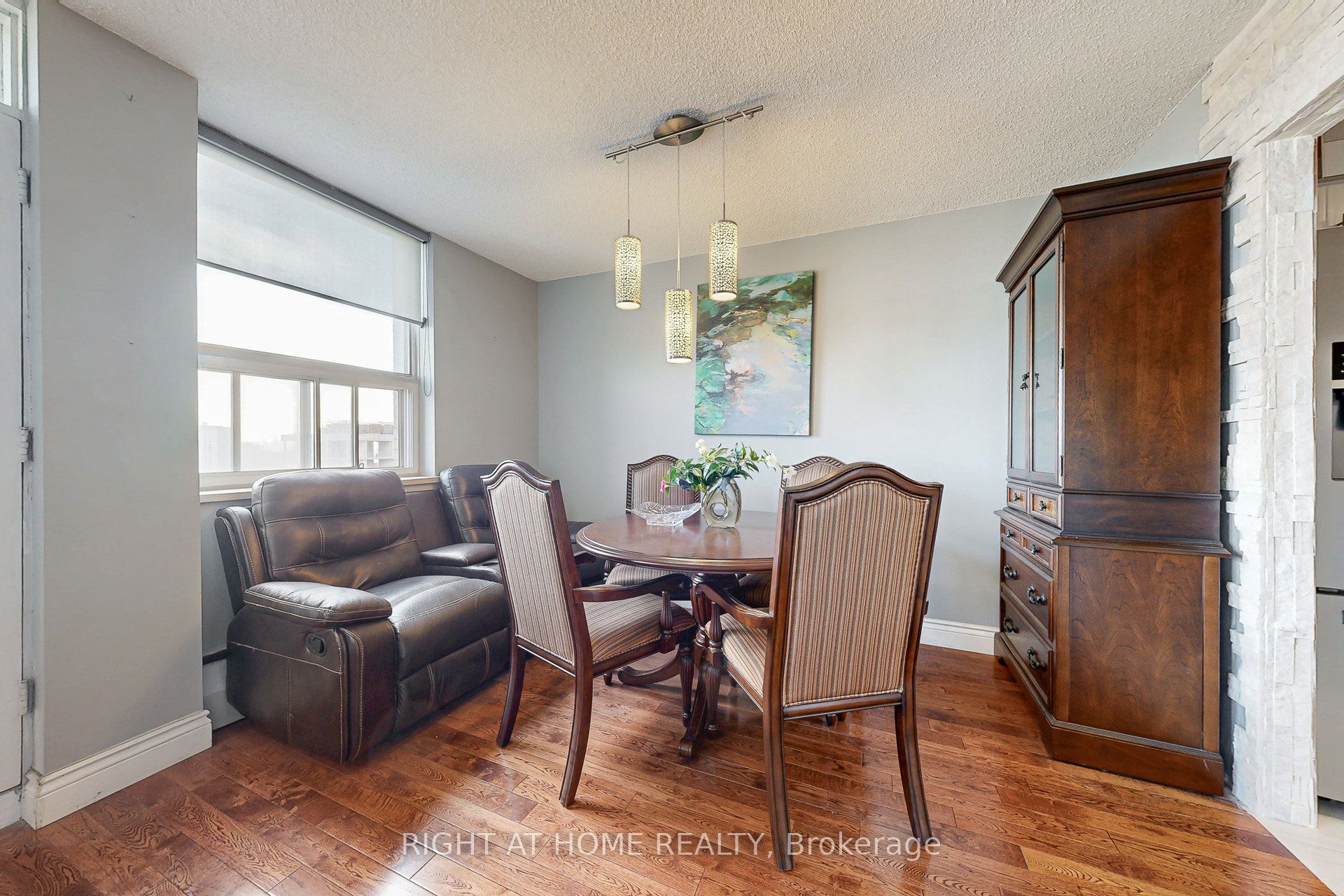 151 Larose Avenue E 907 Property Photo 9