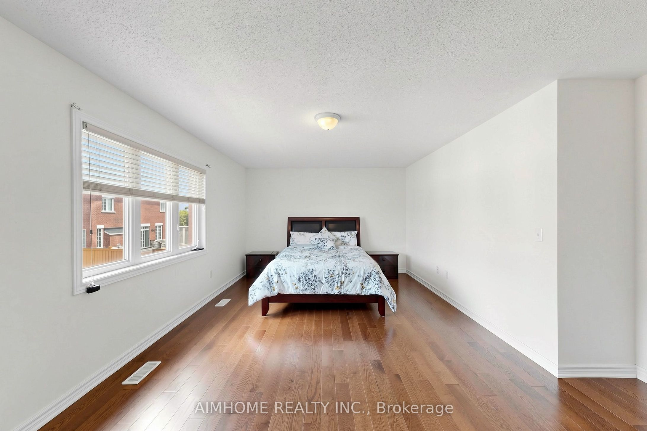 6 Valerian Street Property Photo 19