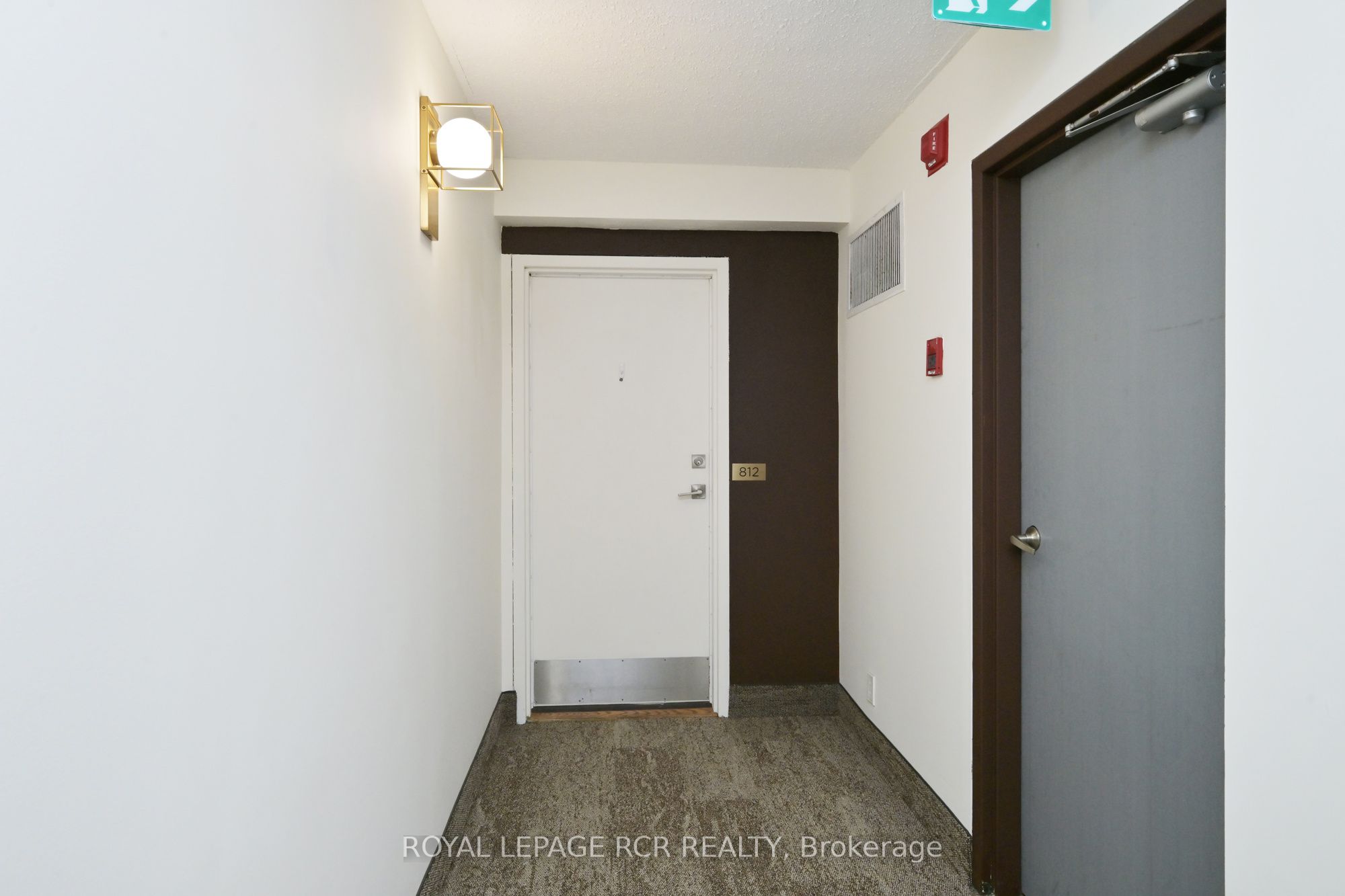 8 Fead Street 812 Property Photo 3