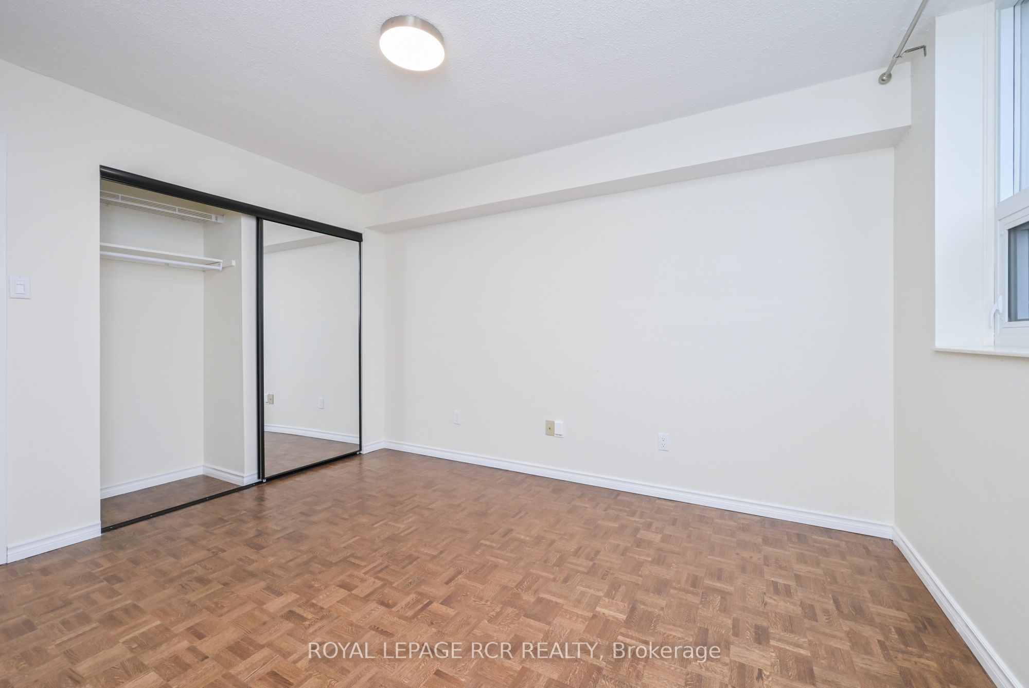 8 Fead Street 812 Property Photo 22