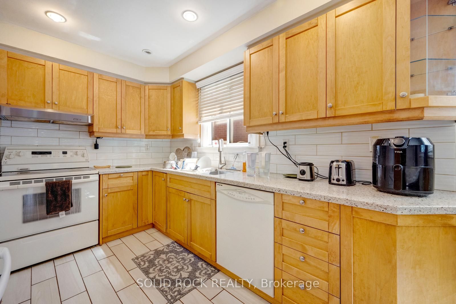 60 Martindale Crescent Property Photo 4