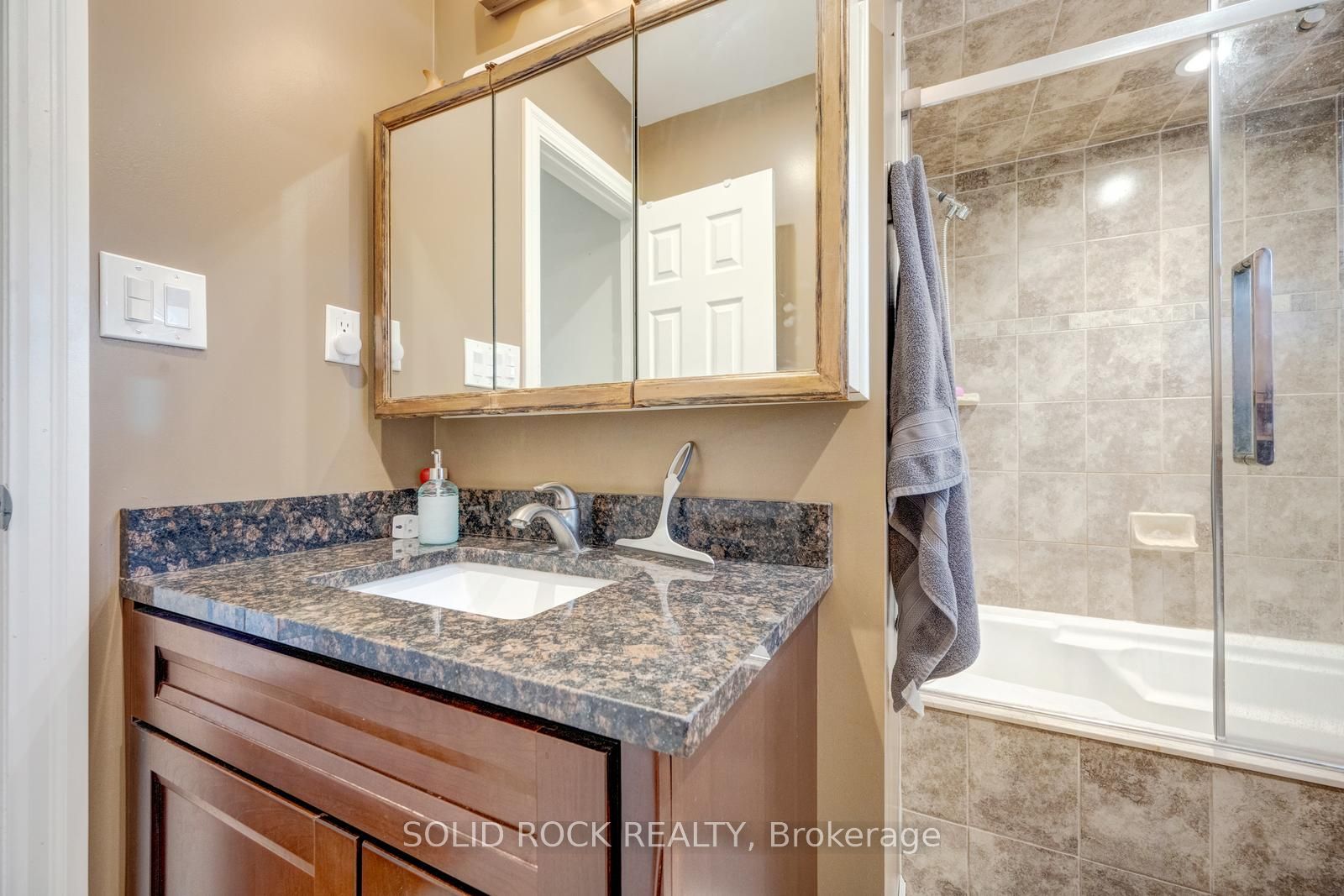60 Martindale Crescent Property Photo 17