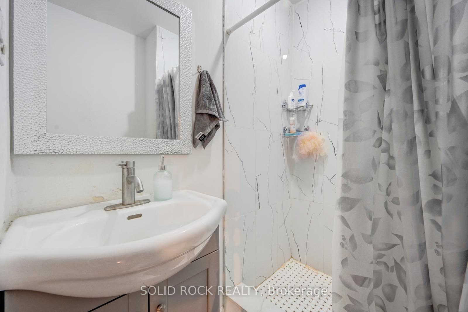 60 Martindale Crescent Property Photo 25