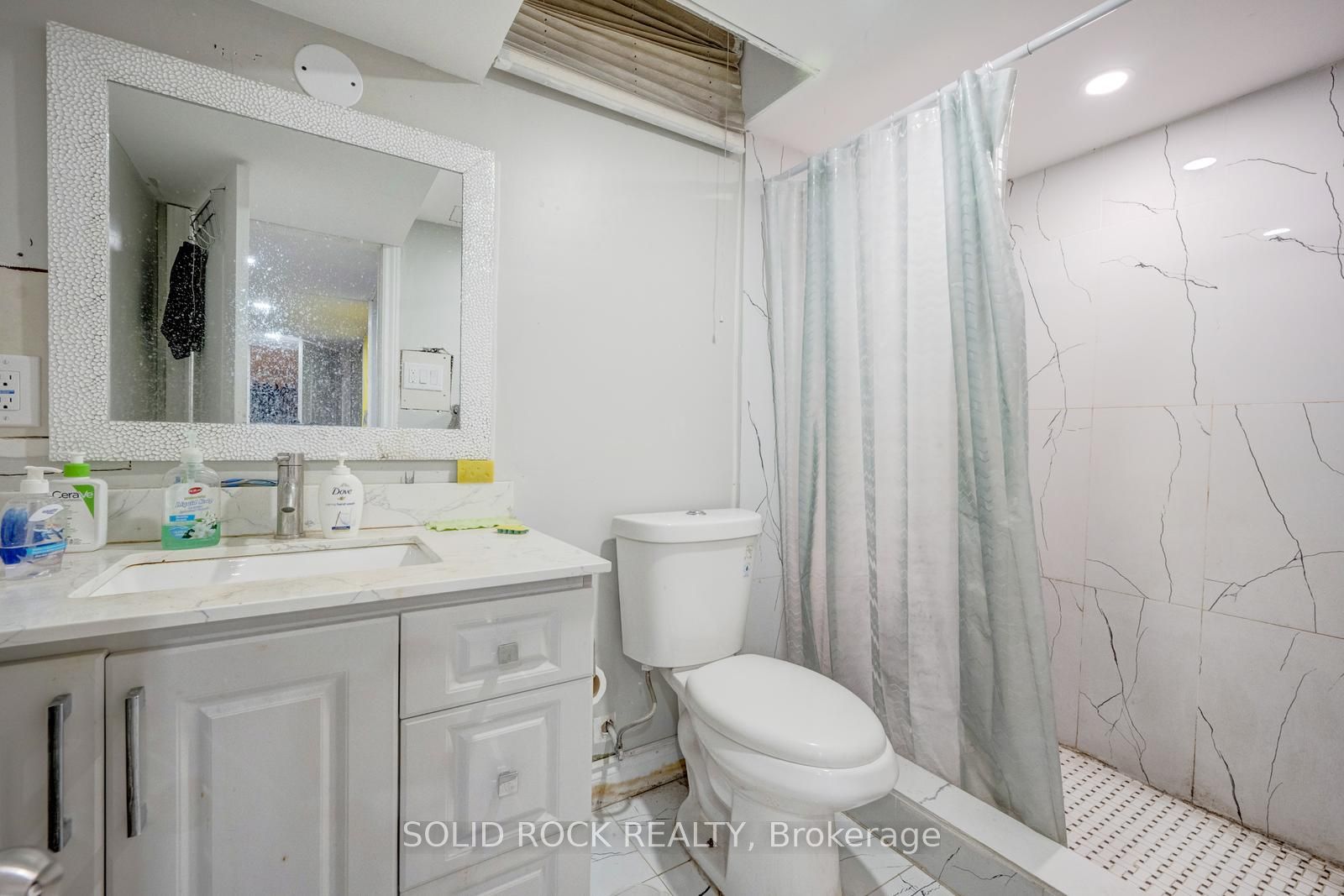 60 Martindale Crescent Property Photo 32