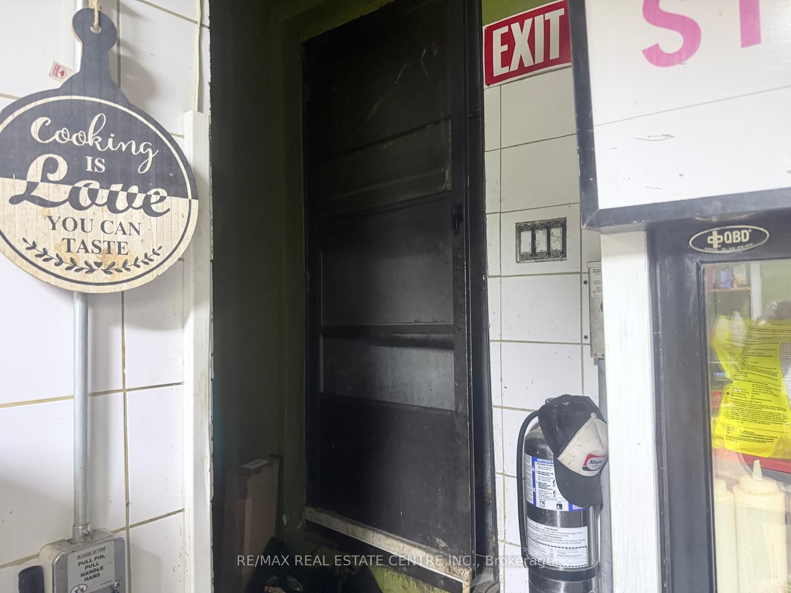 399 Keele Street W Property Photo 25