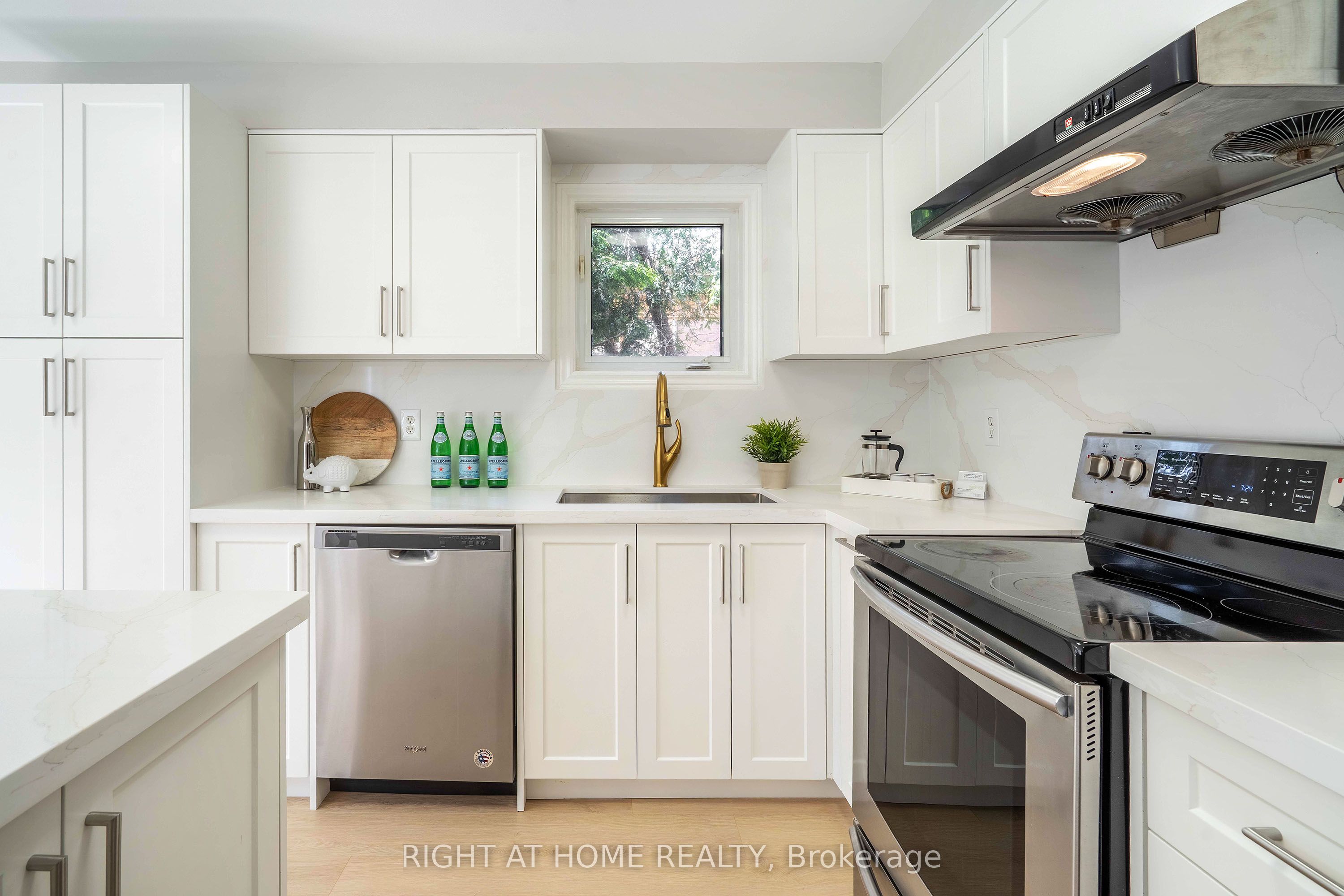 2425 Nichols Drive Property Photo 19