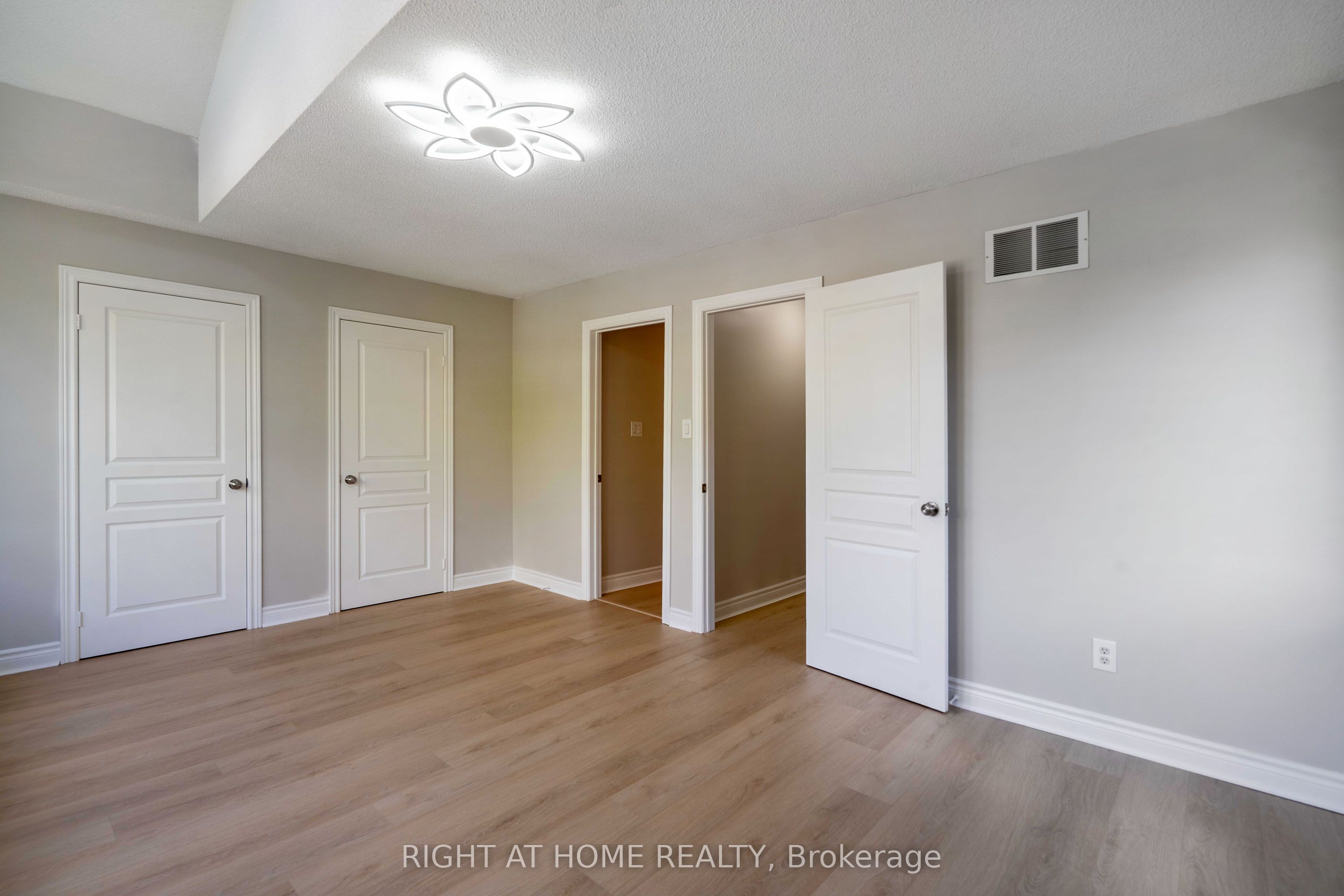 2425 Nichols Drive Property Photo 33