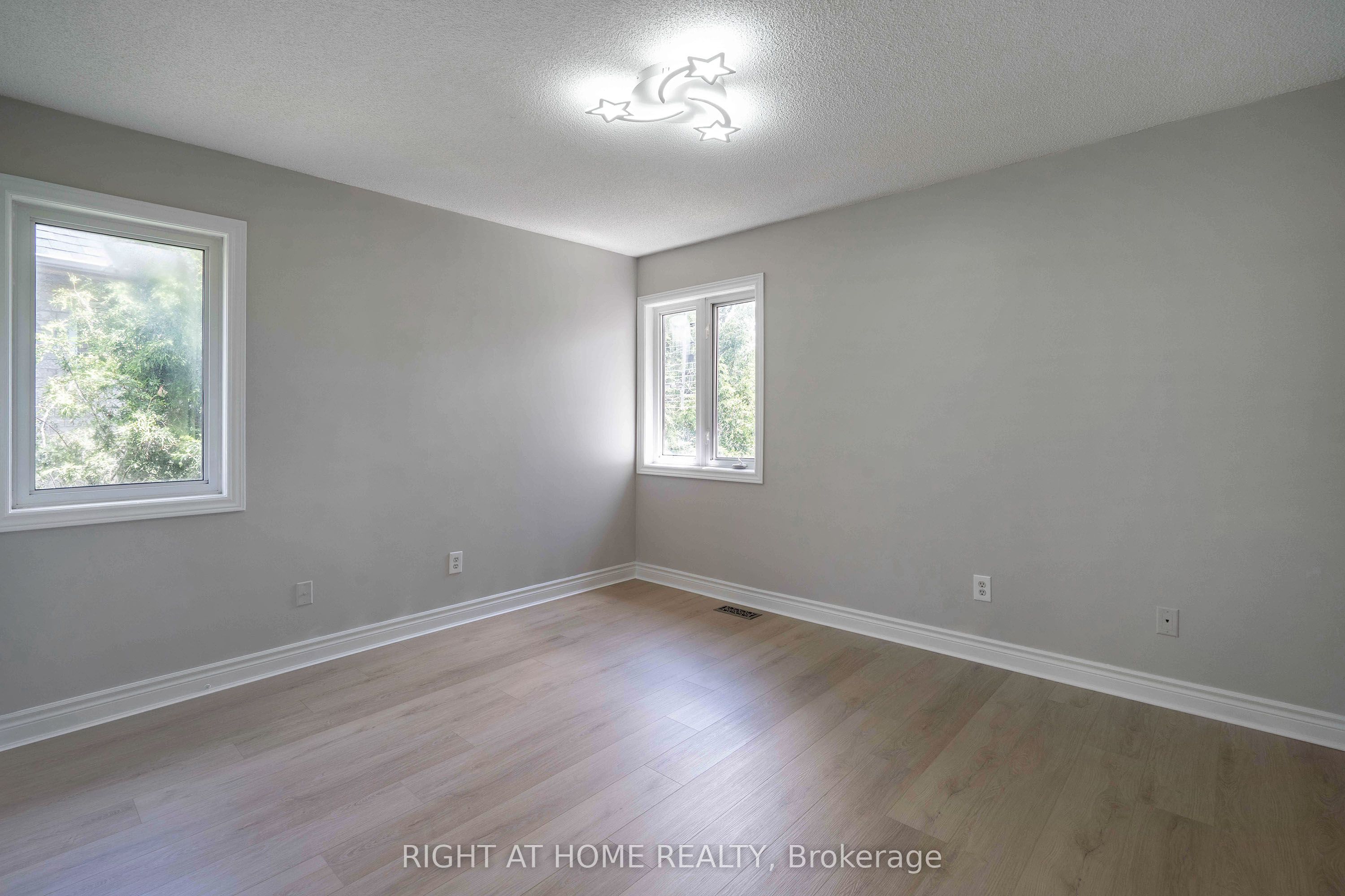 2425 Nichols Drive Property Photo 37