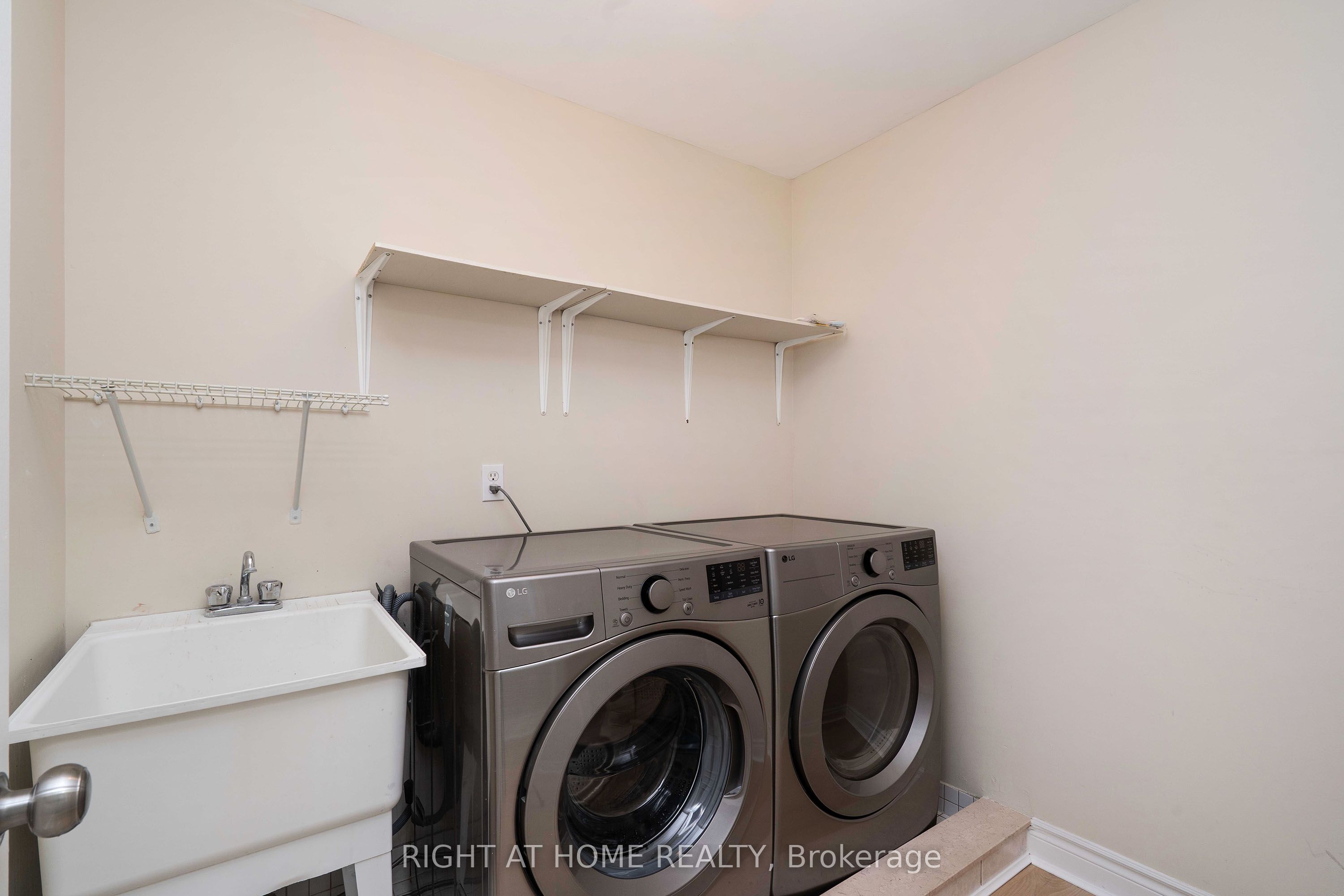 2425 Nichols Drive Property Photo 43