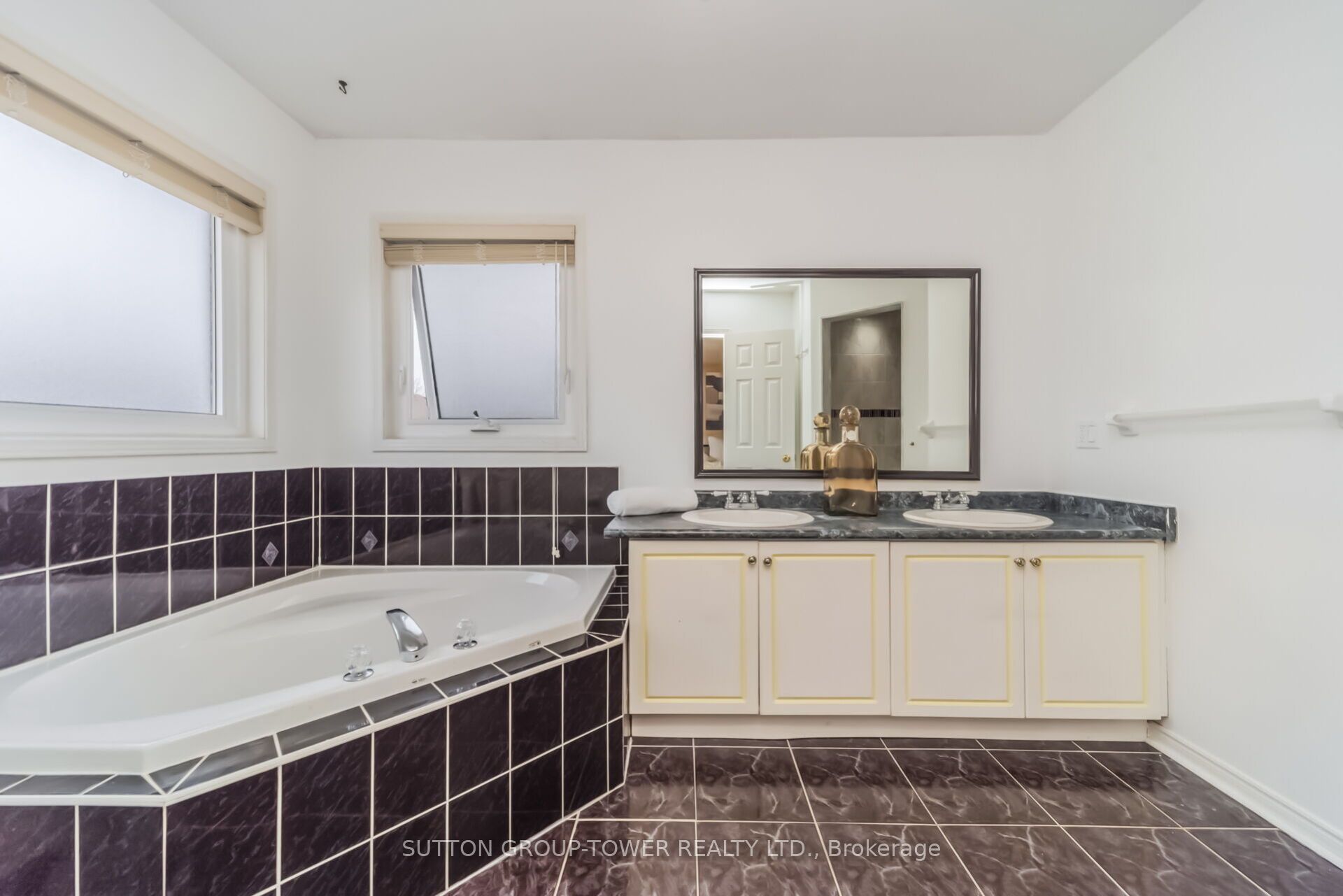 3 Arthurs Crescent Property Photo 29