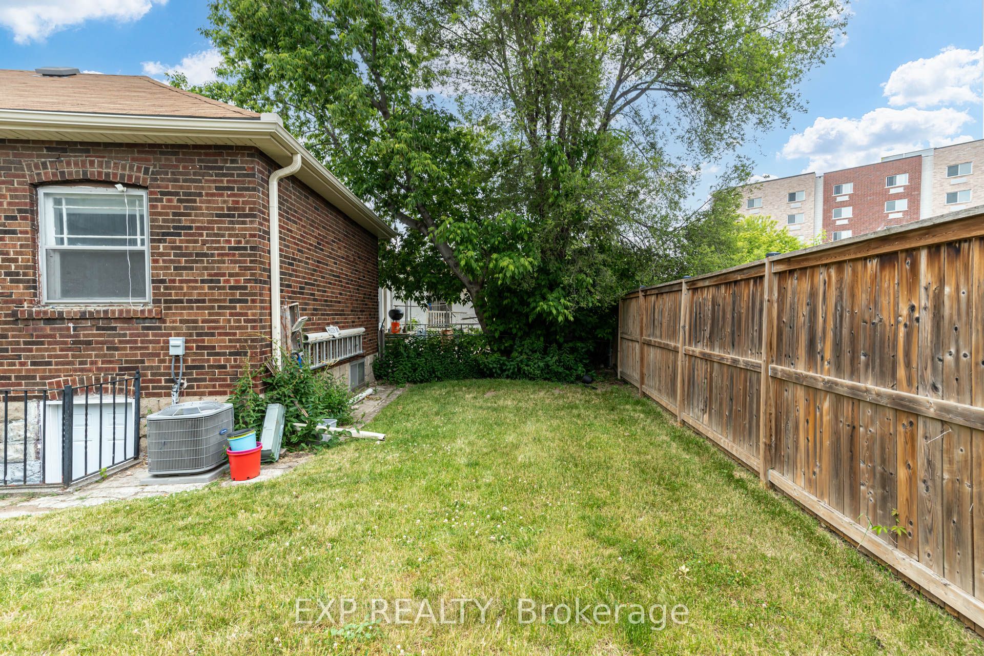 5 Laxis Avenue Property Photo 17