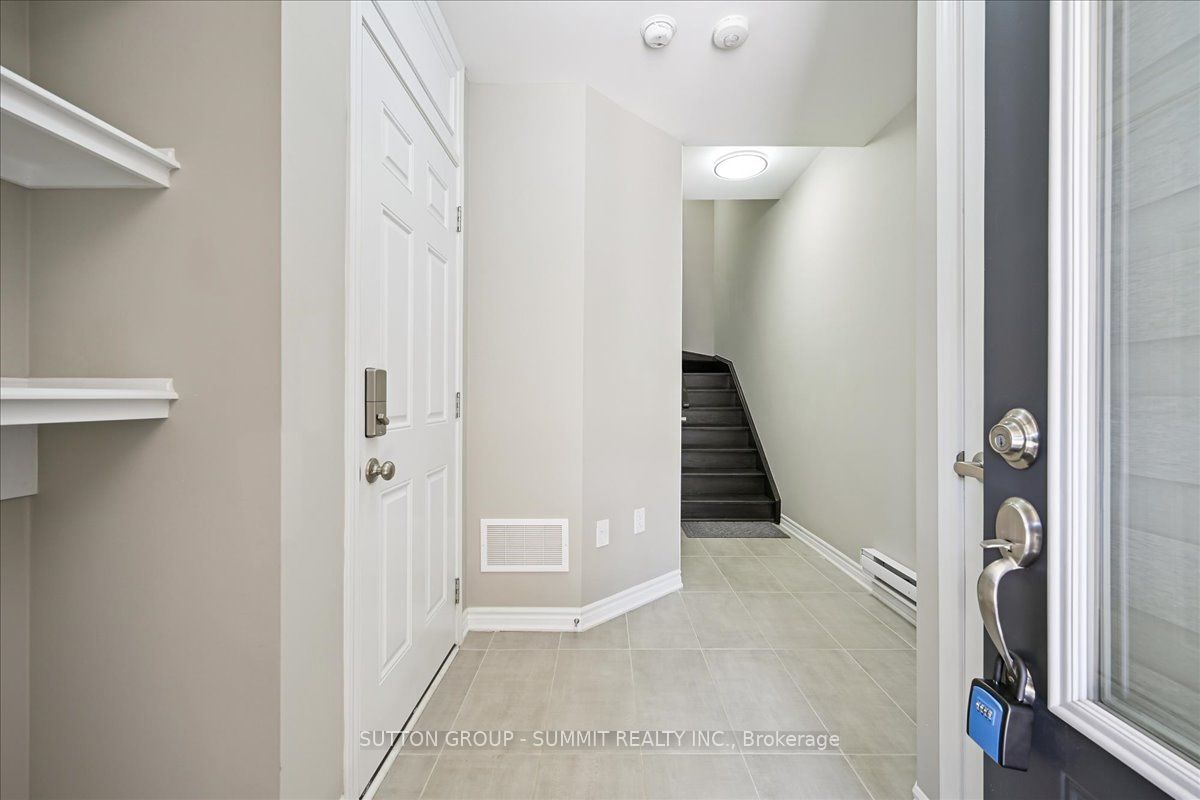 1569 Denison Place Property Photo 5