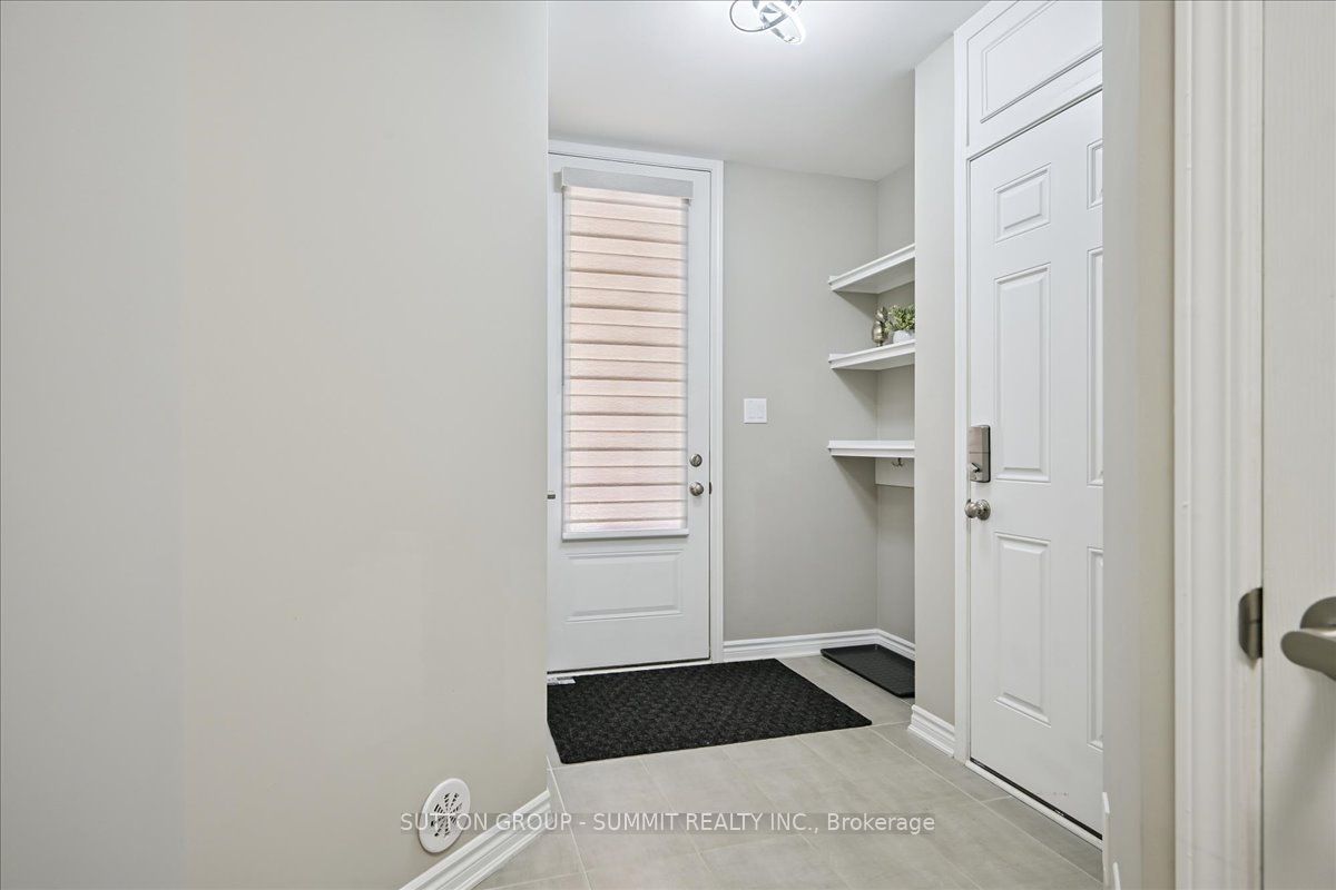 1569 Denison Place Property Photo 6