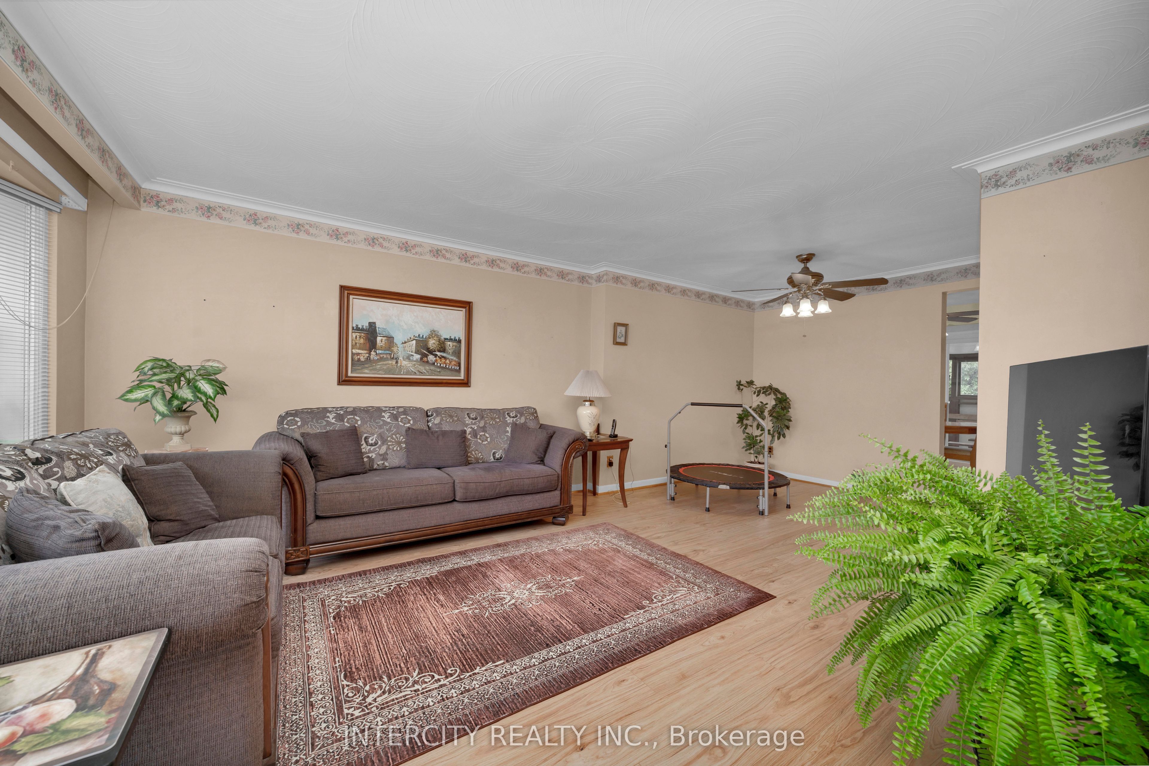 48 Goldsboro Road Property Photo 9