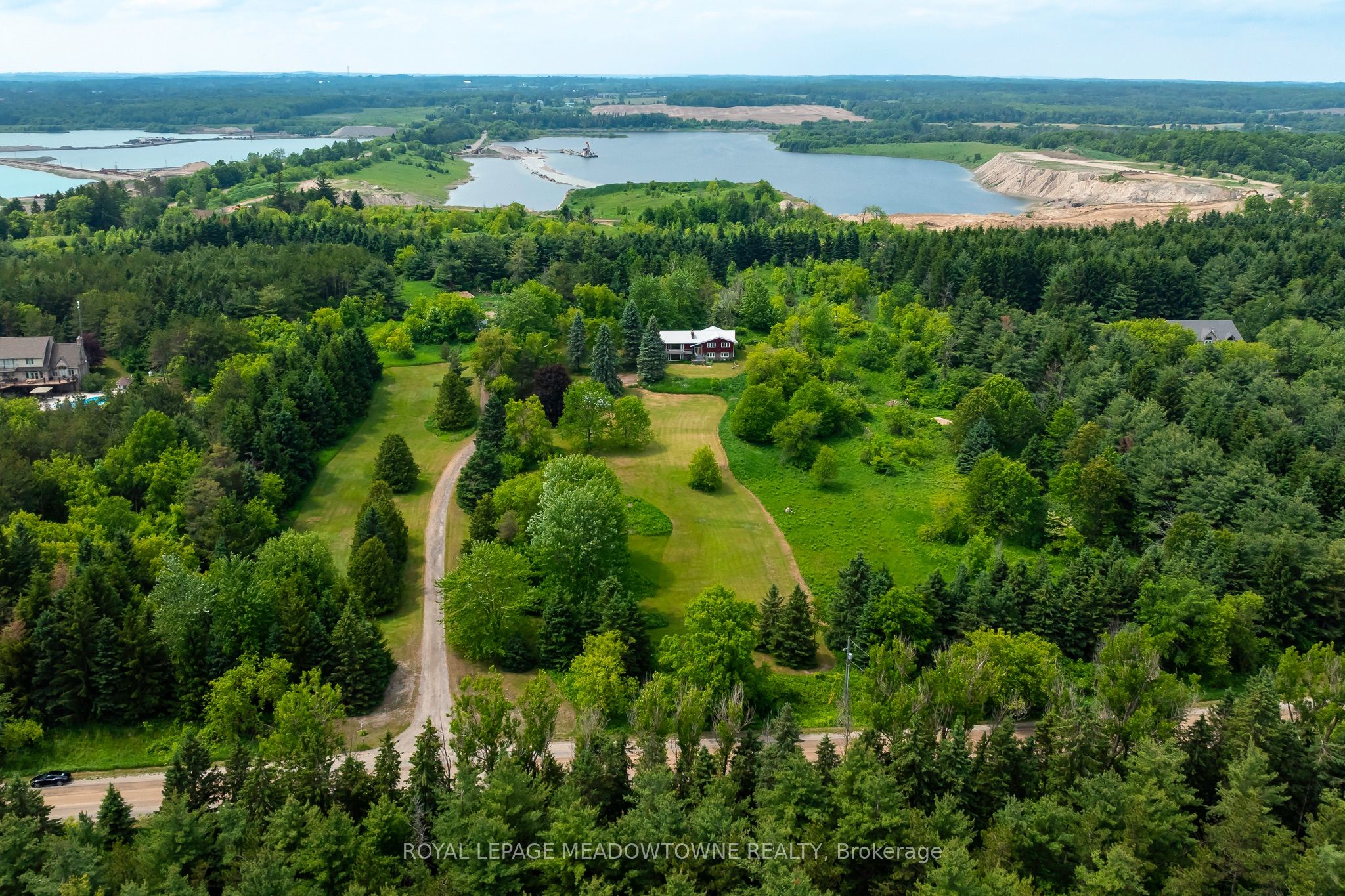 3574 Escarpment Side Road Property Photo 4