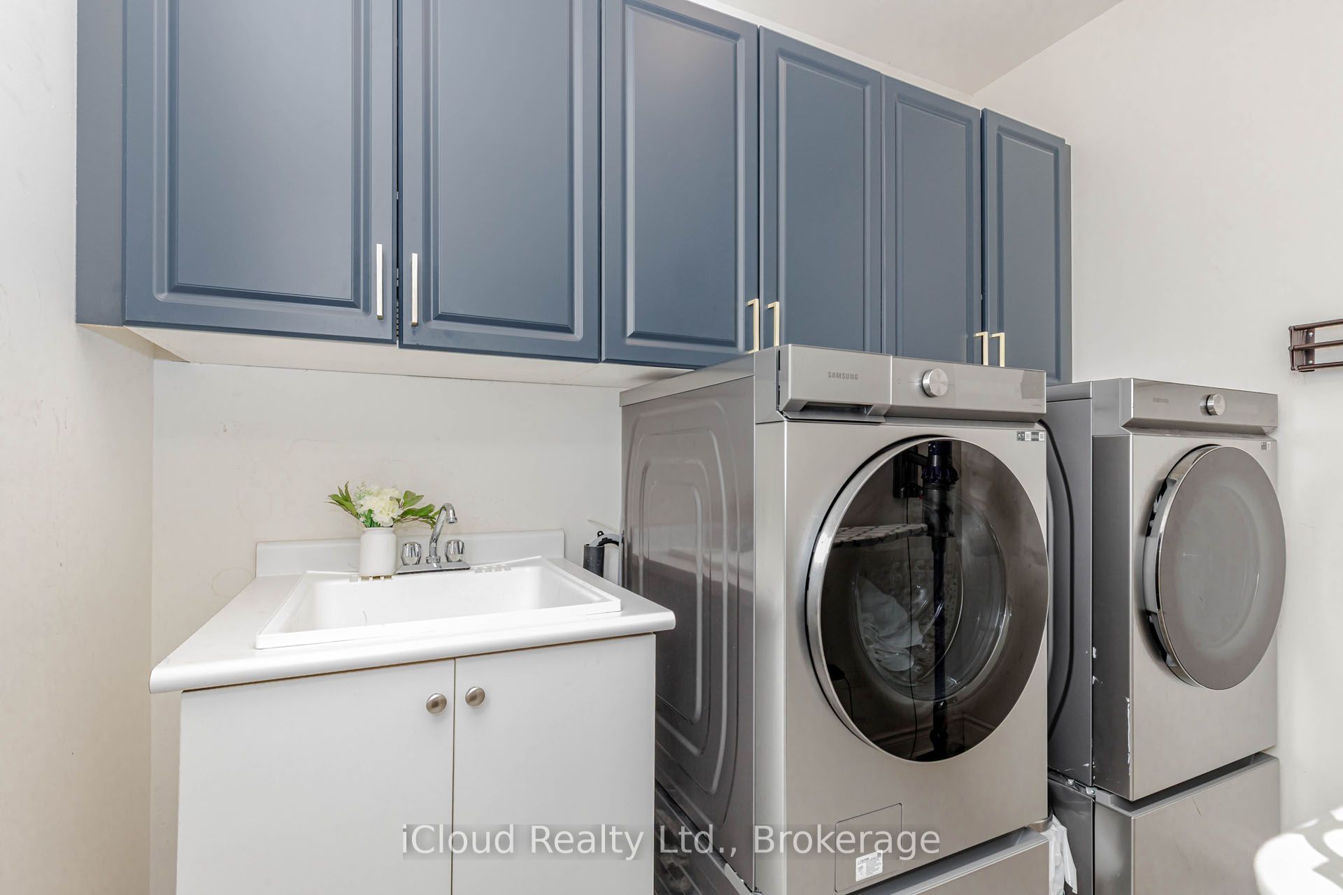 264 Etheridge Avenue Property Photo 24