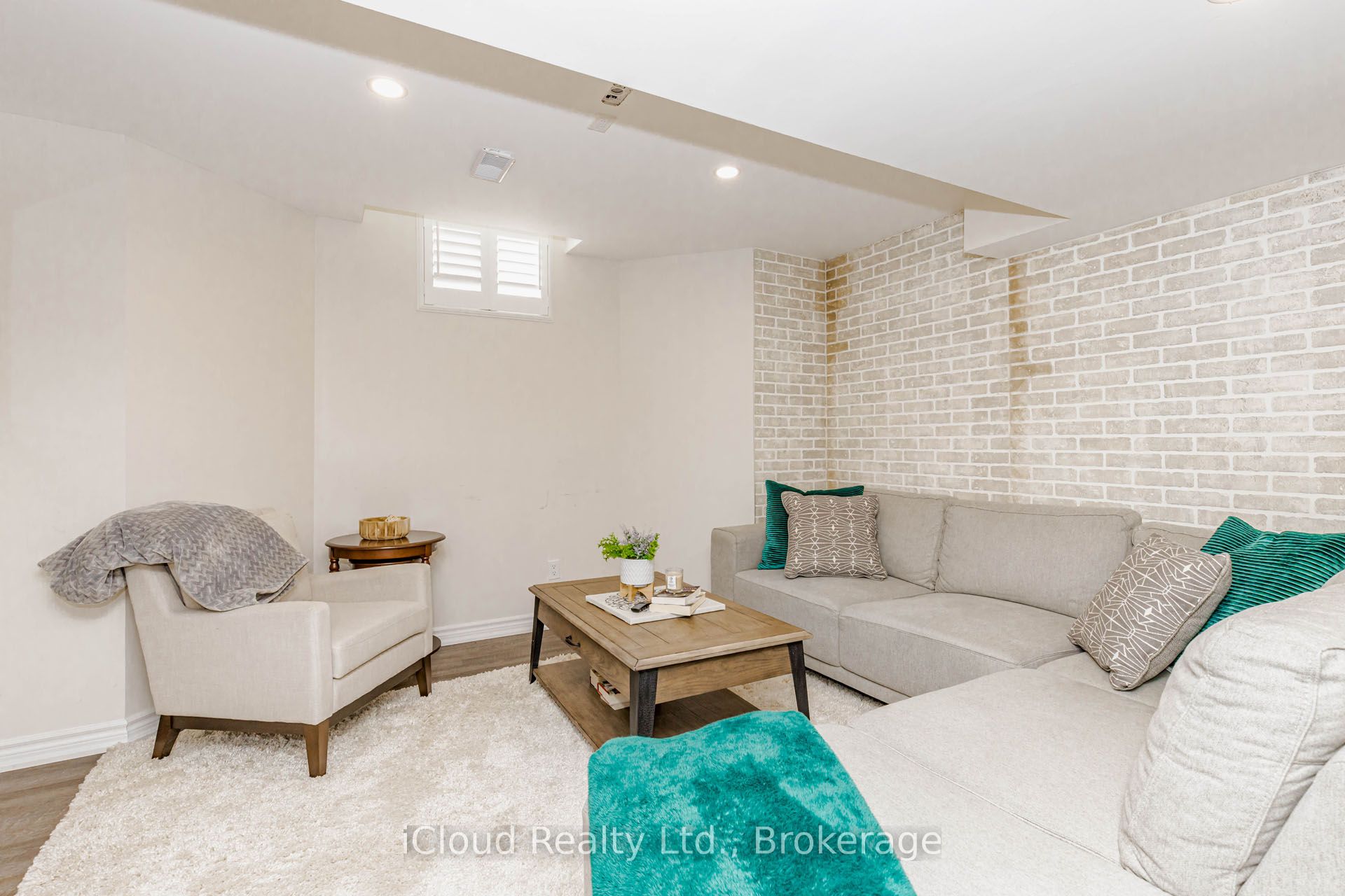 264 Etheridge Avenue Property Photo 27