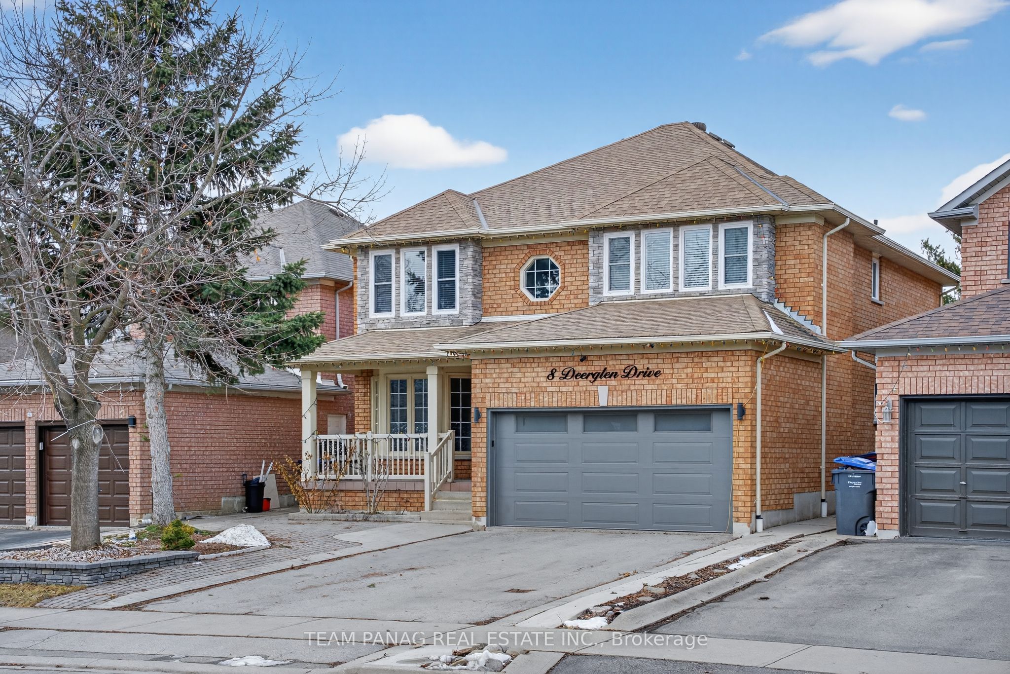 8 Deerglen Drive Property Photo 2