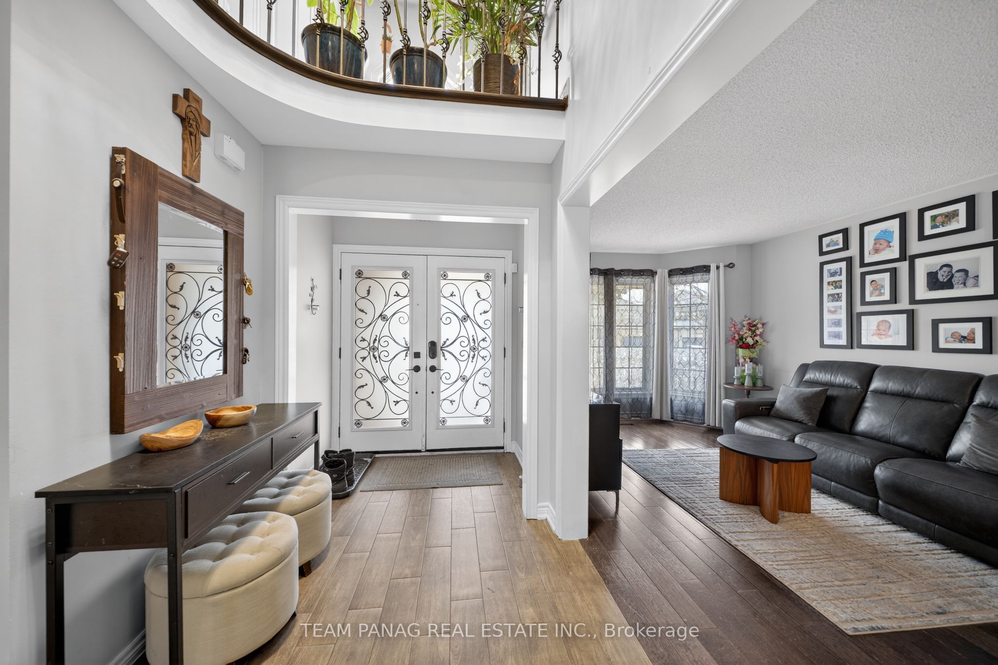 8 Deerglen Drive Property Photo 3