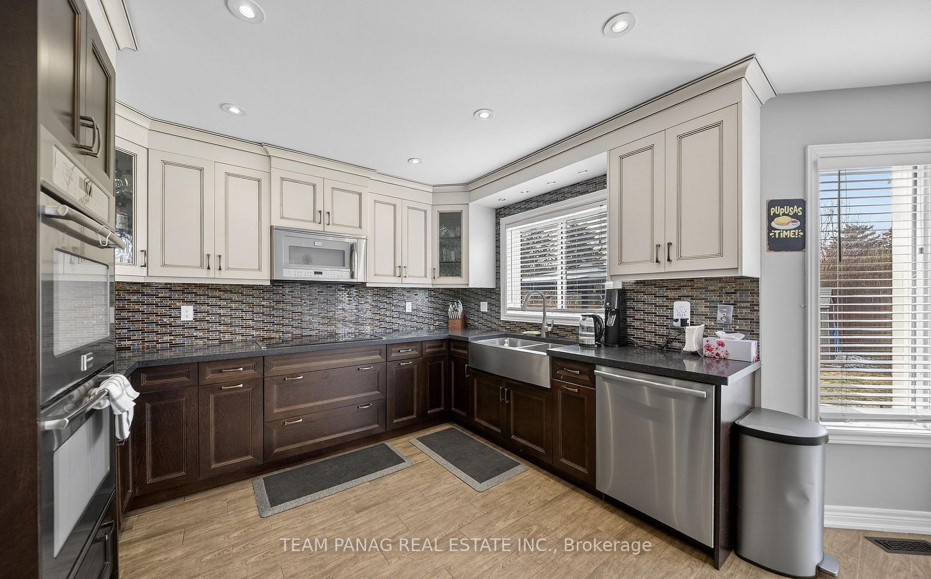 8 Deerglen Drive Property Photo 12