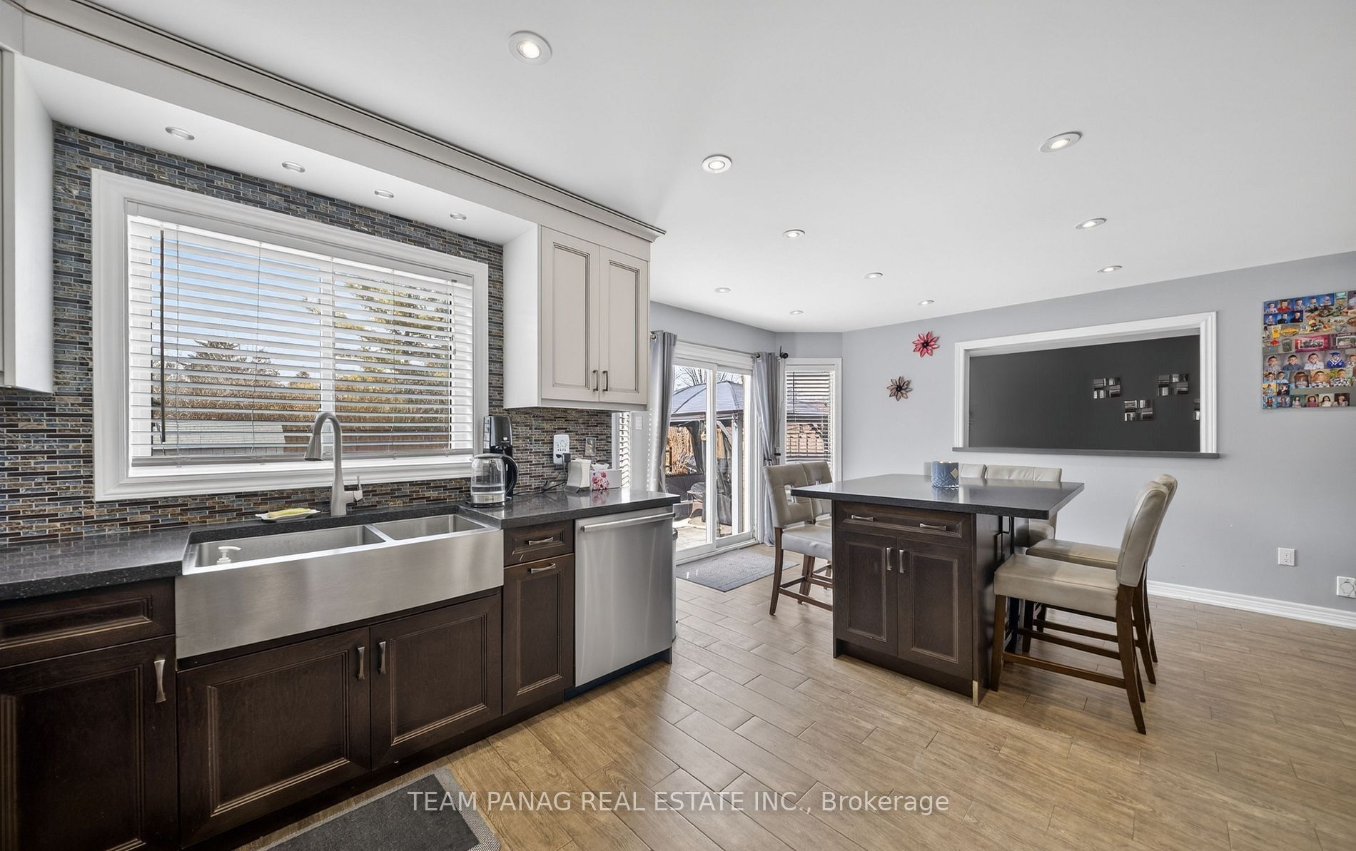 8 Deerglen Drive Property Photo 13
