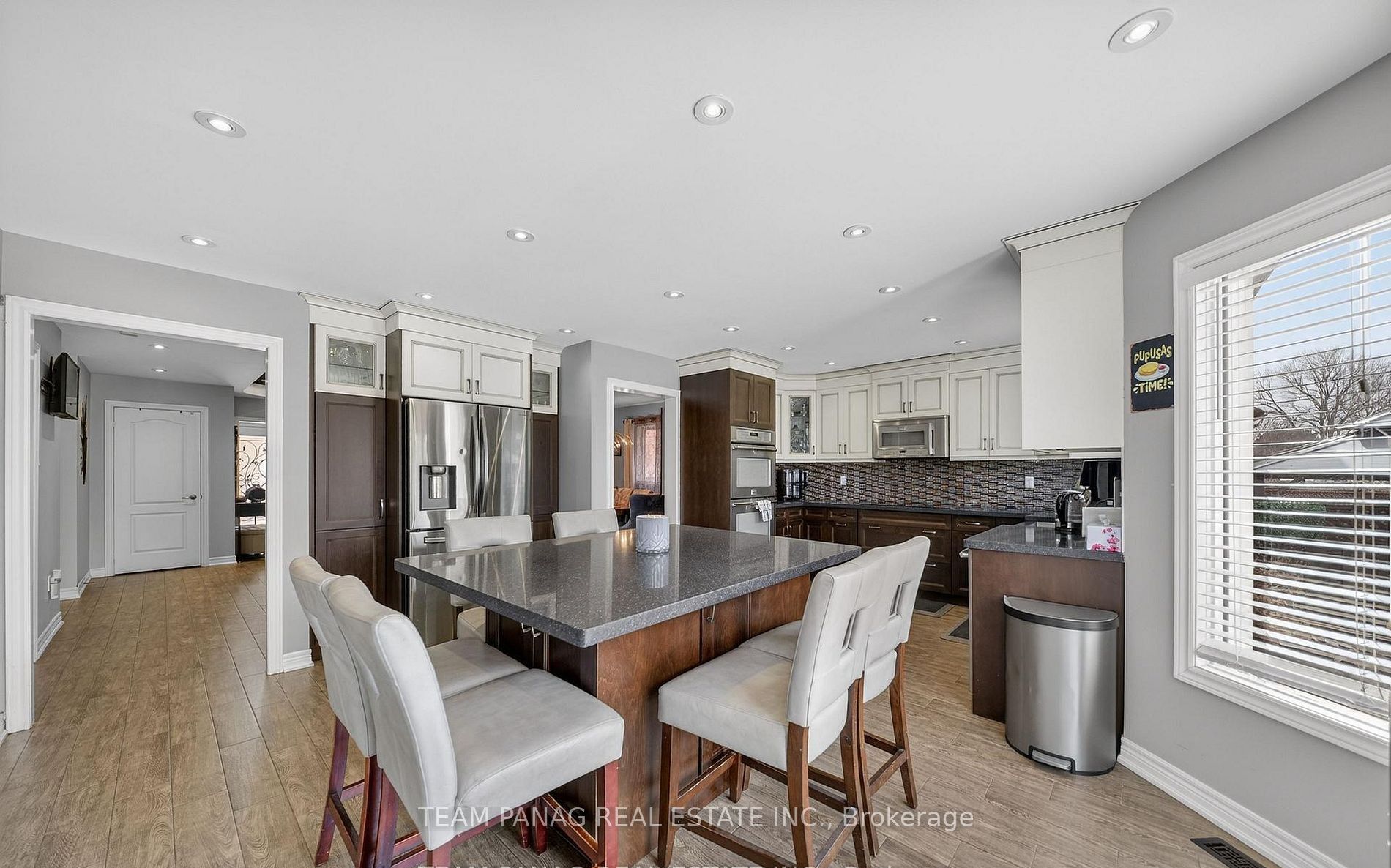 8 Deerglen Drive Property Photo 14