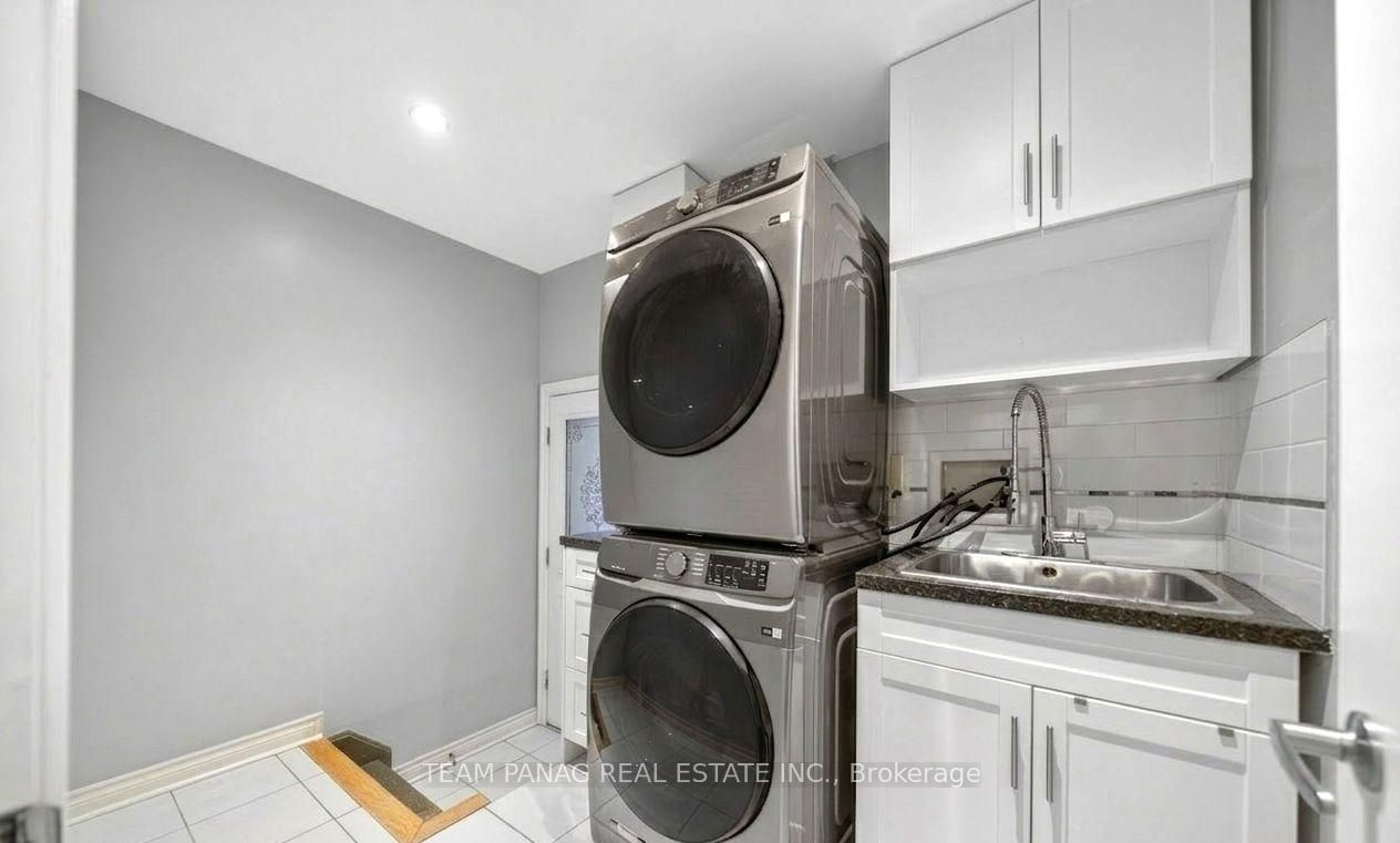8 Deerglen Drive Property Photo 16