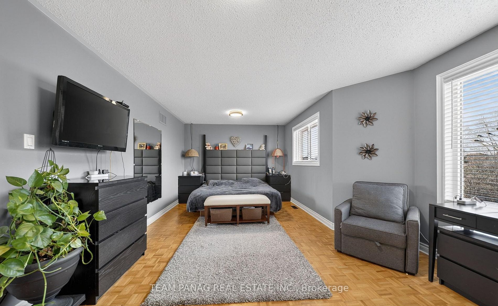 8 Deerglen Drive Property Photo 20