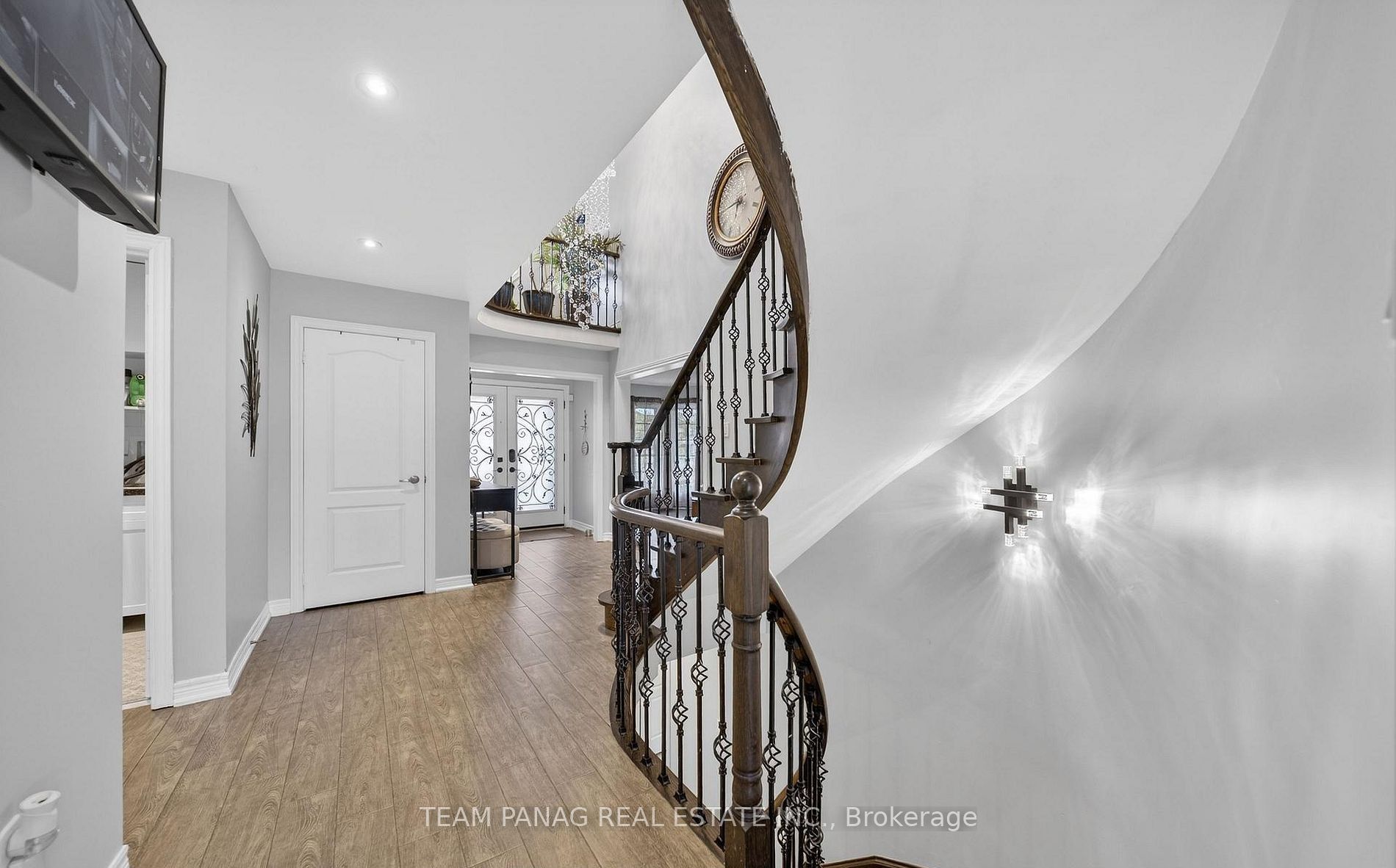8 Deerglen Drive Property Photo 26