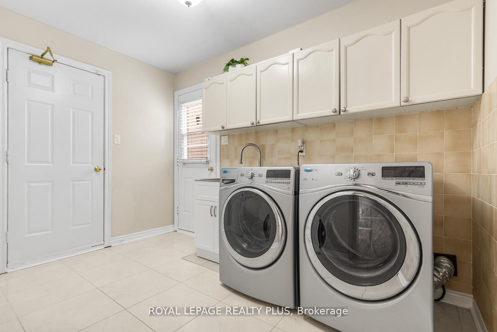 1504 Tanner Court Property Photo 42