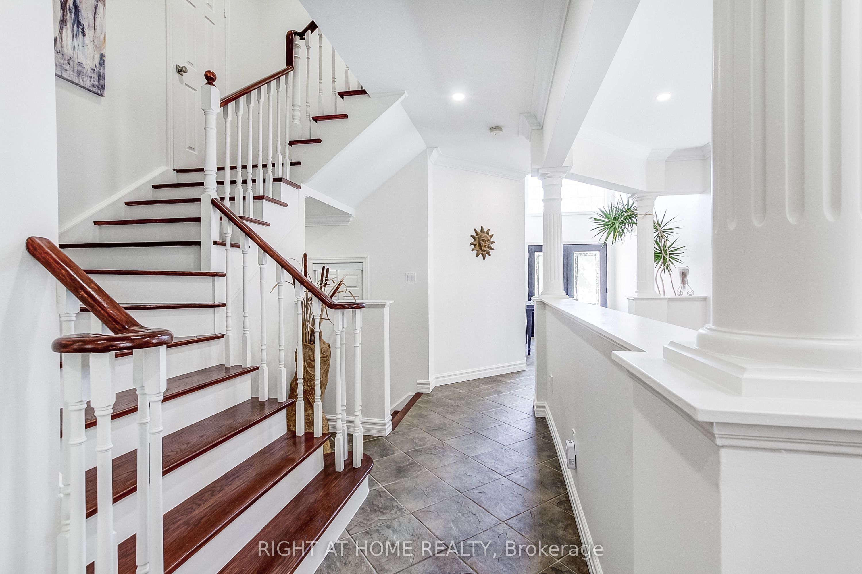 481 Heath Street Property Photo 8