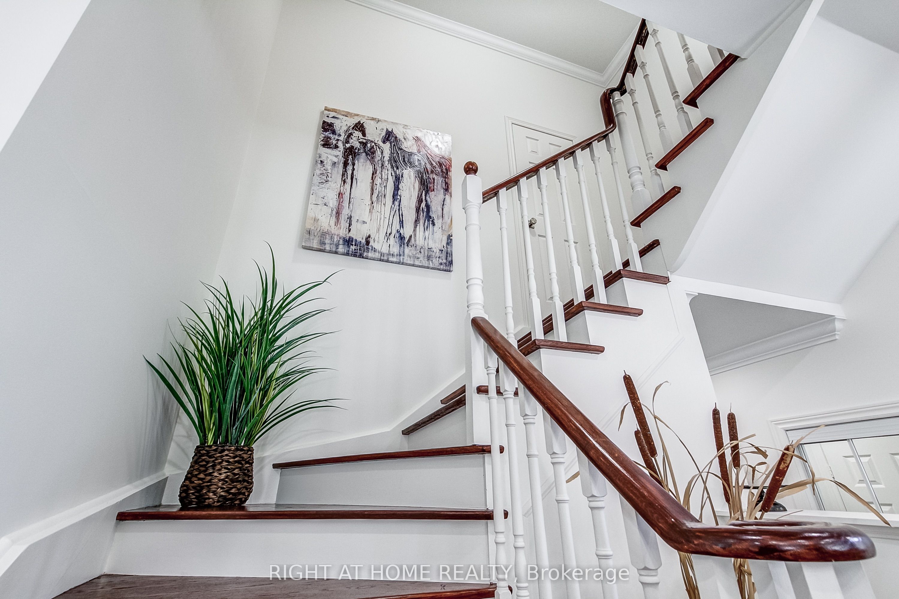 481 Heath Street Property Photo 25