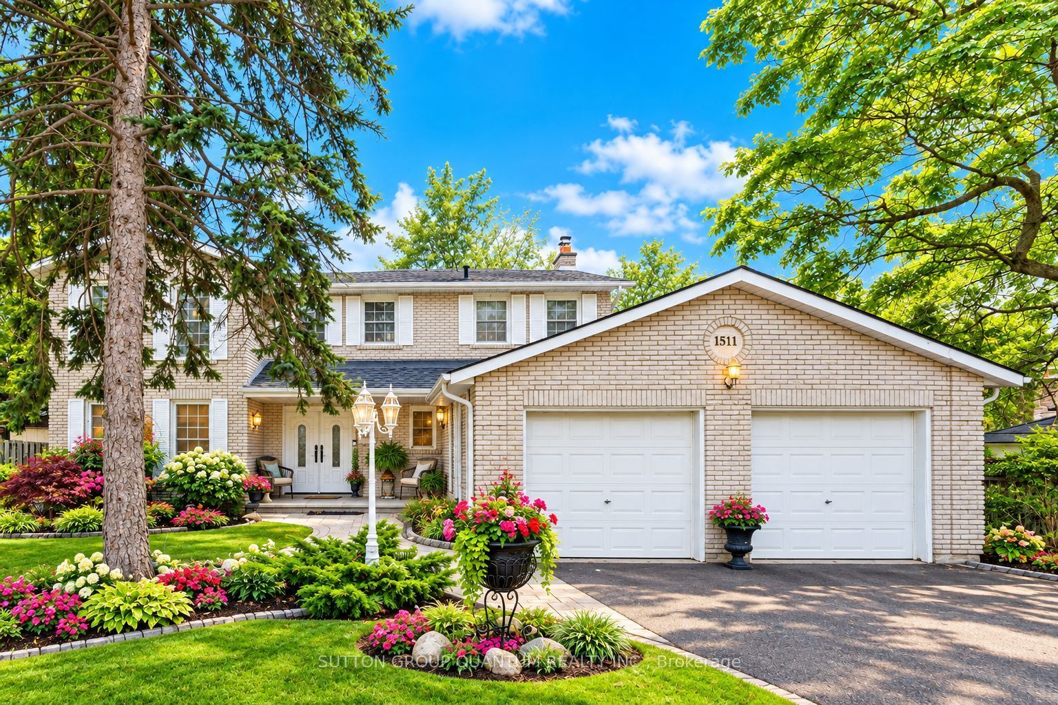 1511 Ifield Road