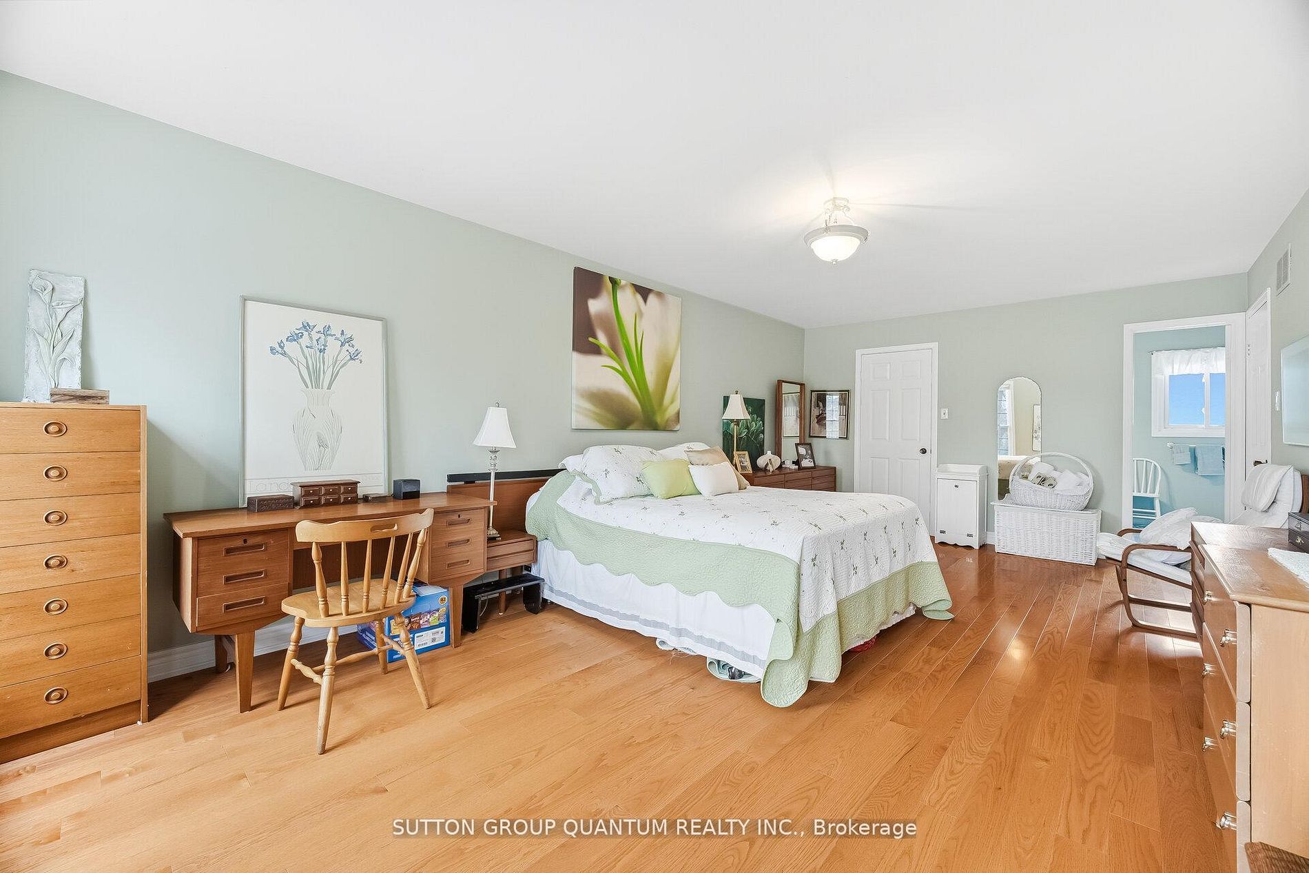 1511 Ifield Road Property Photo 18