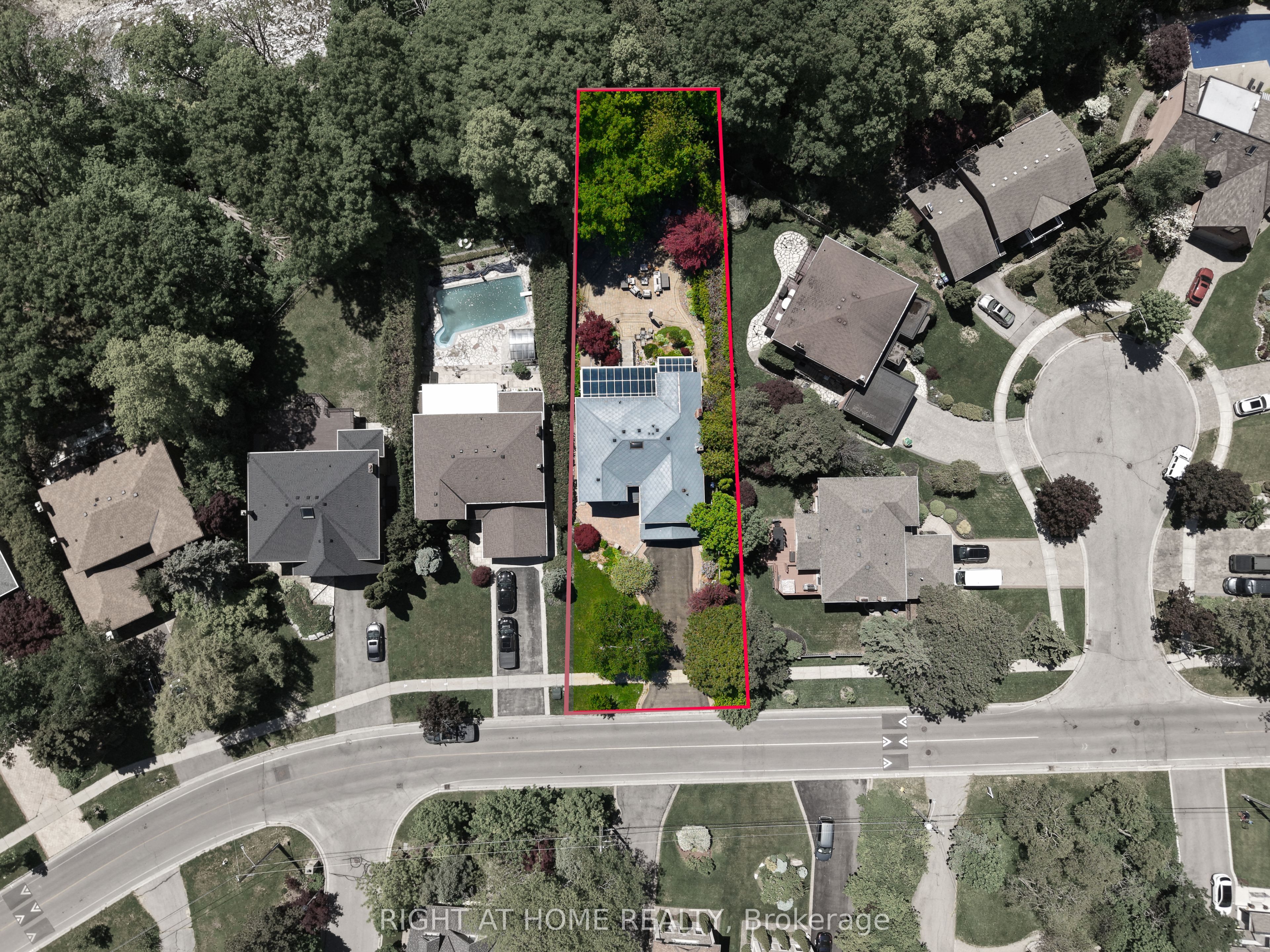 2428 Old Carriage Road Property Photo 6
