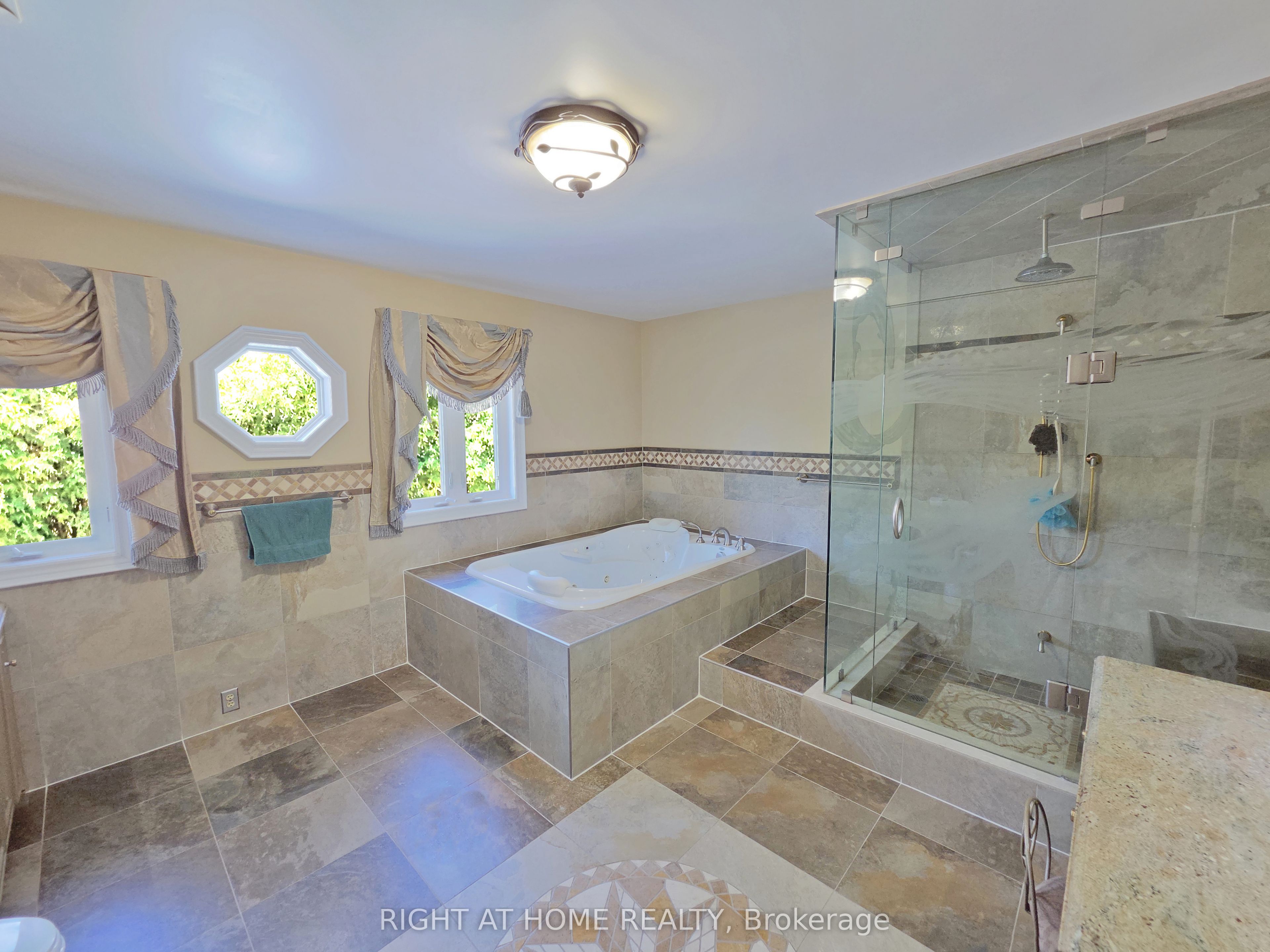 2428 Old Carriage Road Property Photo 29