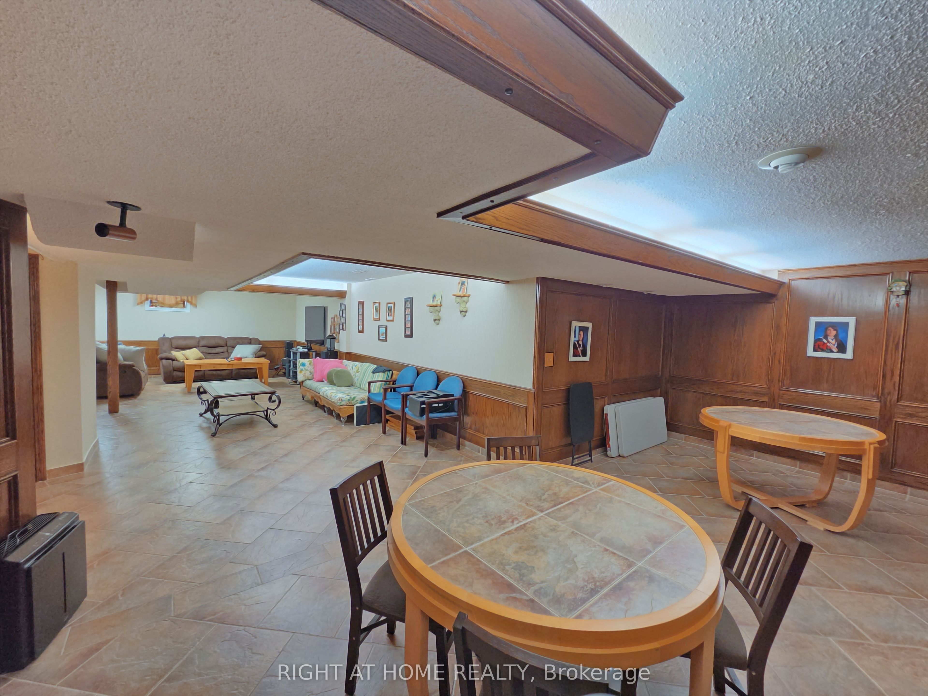 2428 Old Carriage Road Property Photo 35