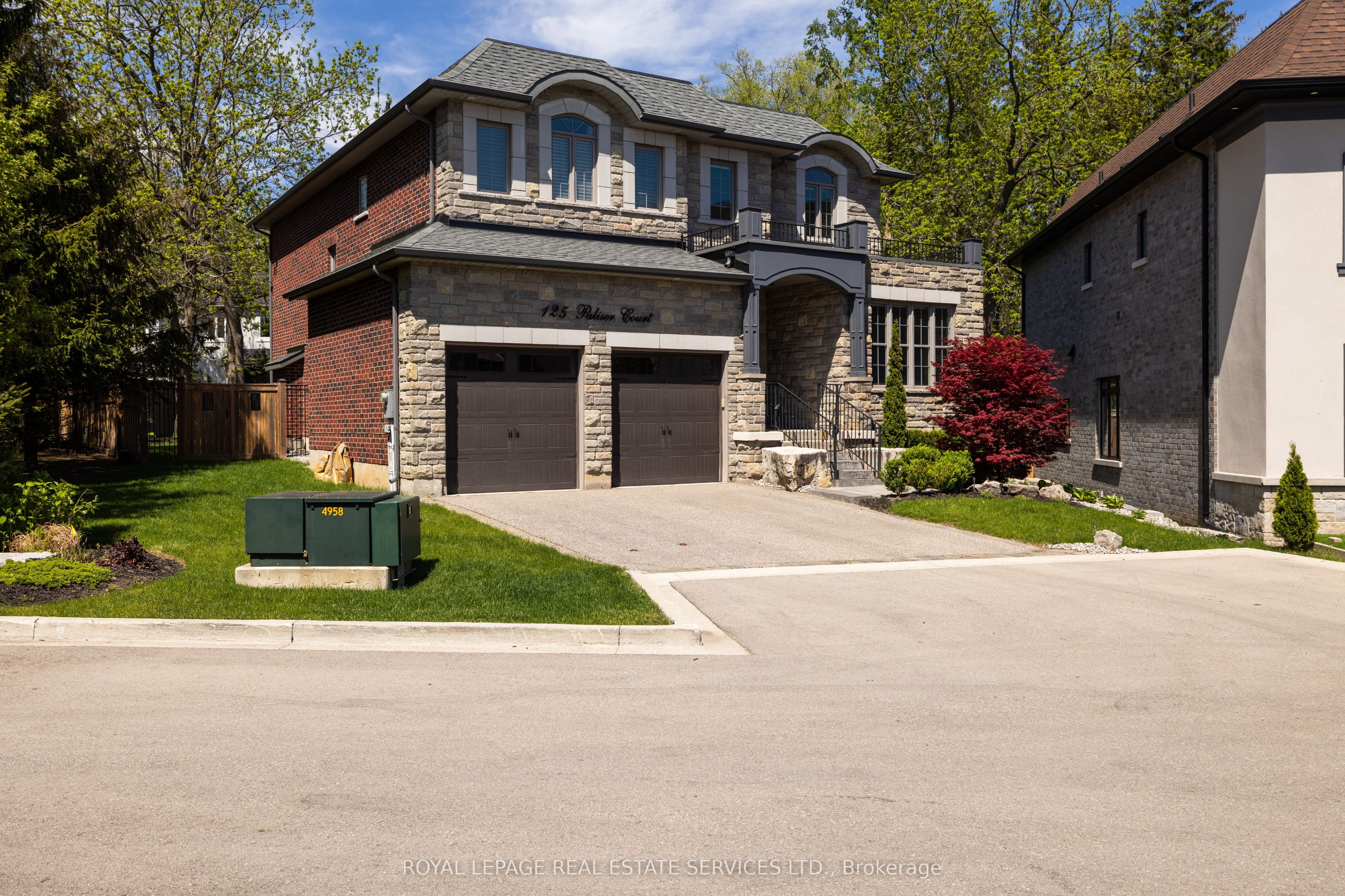 125 Paliser Court Property Photo 1