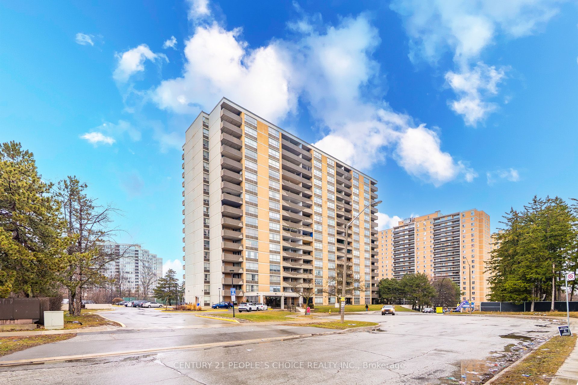 40 Panorama Court 910