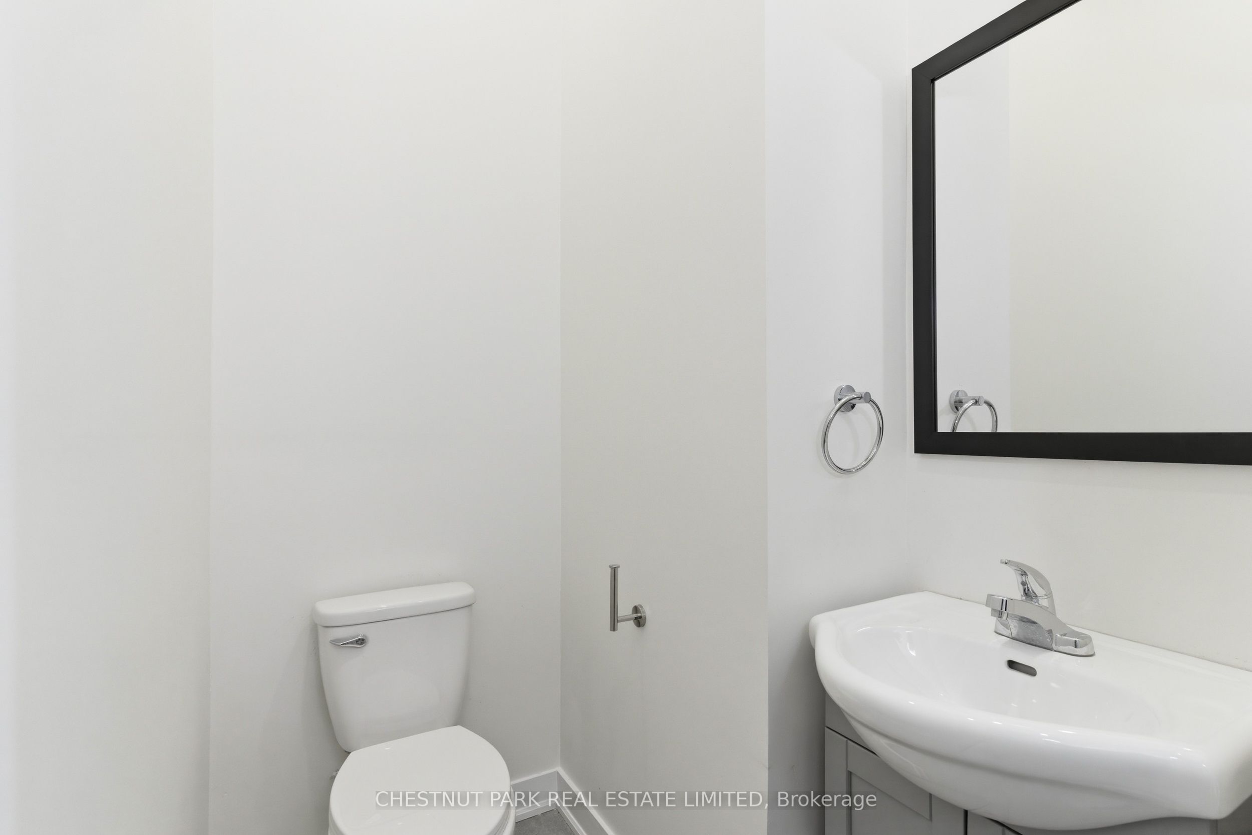 41 Roncesvalles Avenue Property Photo 6